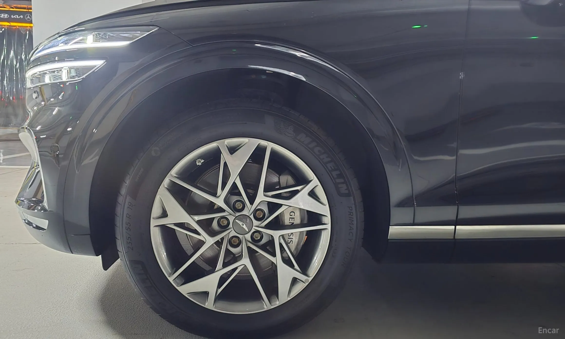 Genesis GV70 превью 5