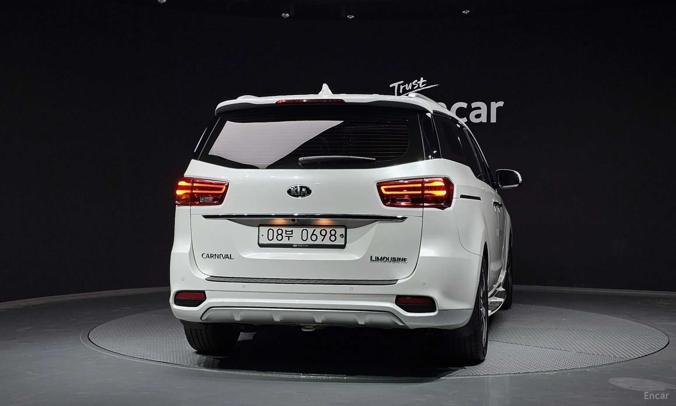 Kia Carnival превью 3