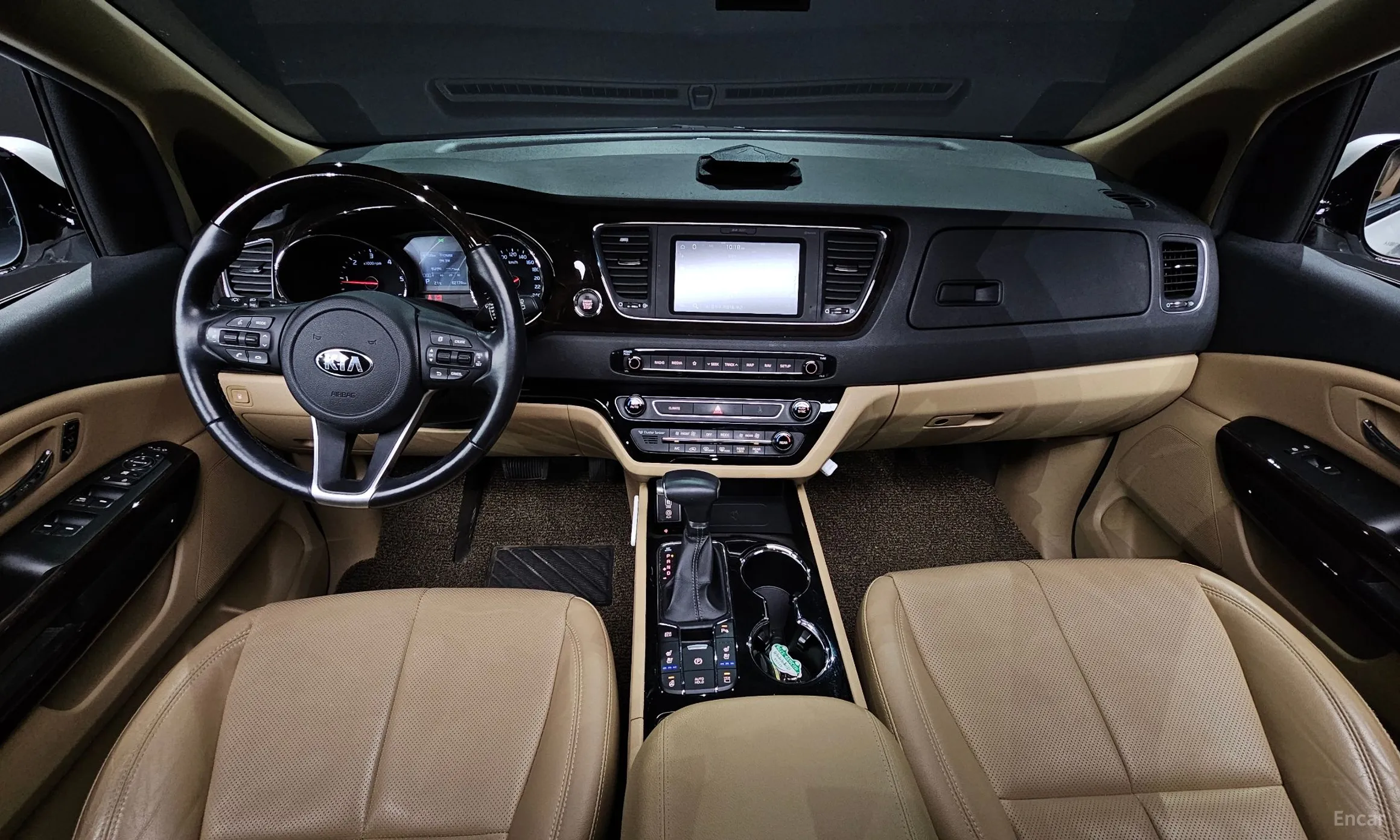 Kia Carnival превью 4