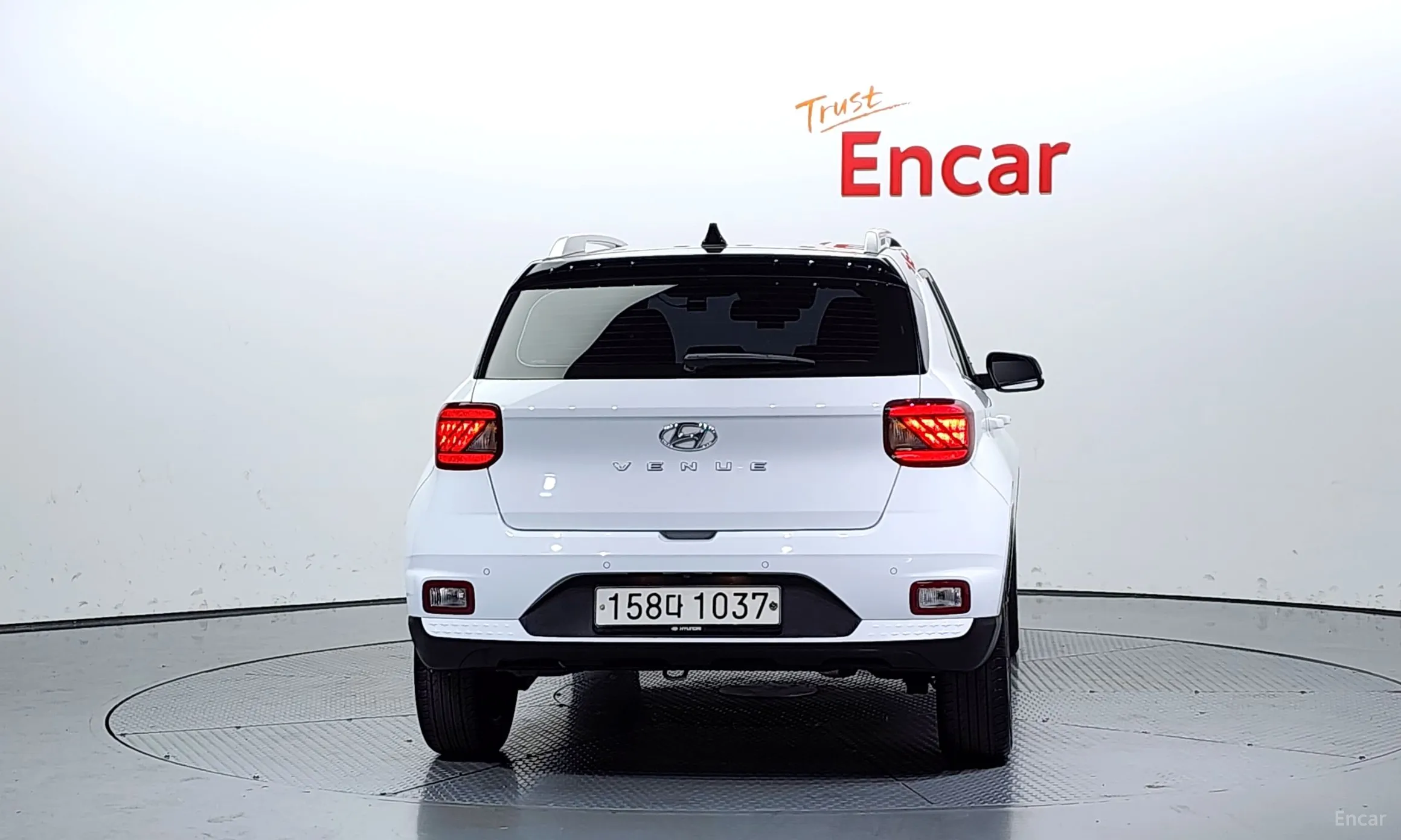 Hyundai Venue превью 3