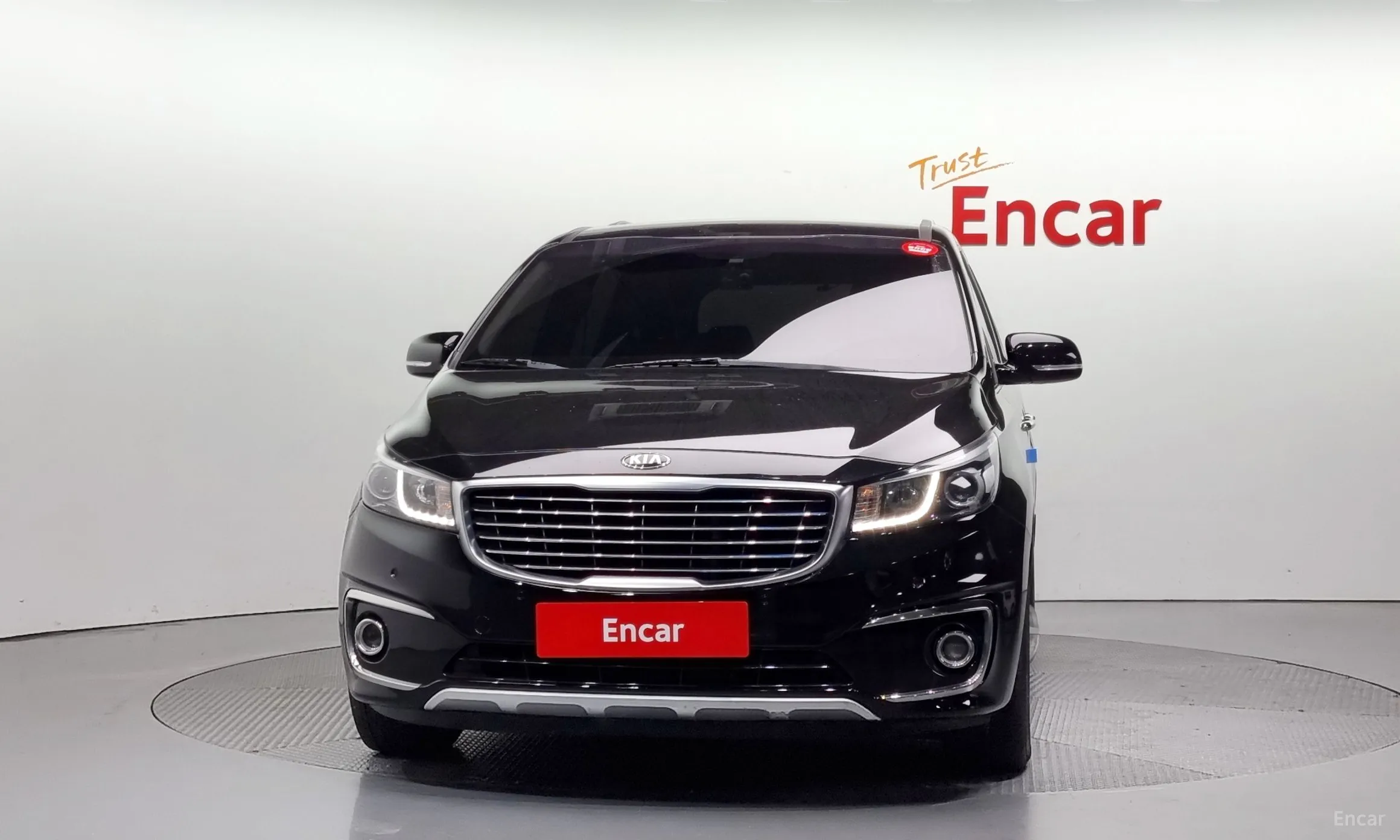 Kia Carnival превью 2