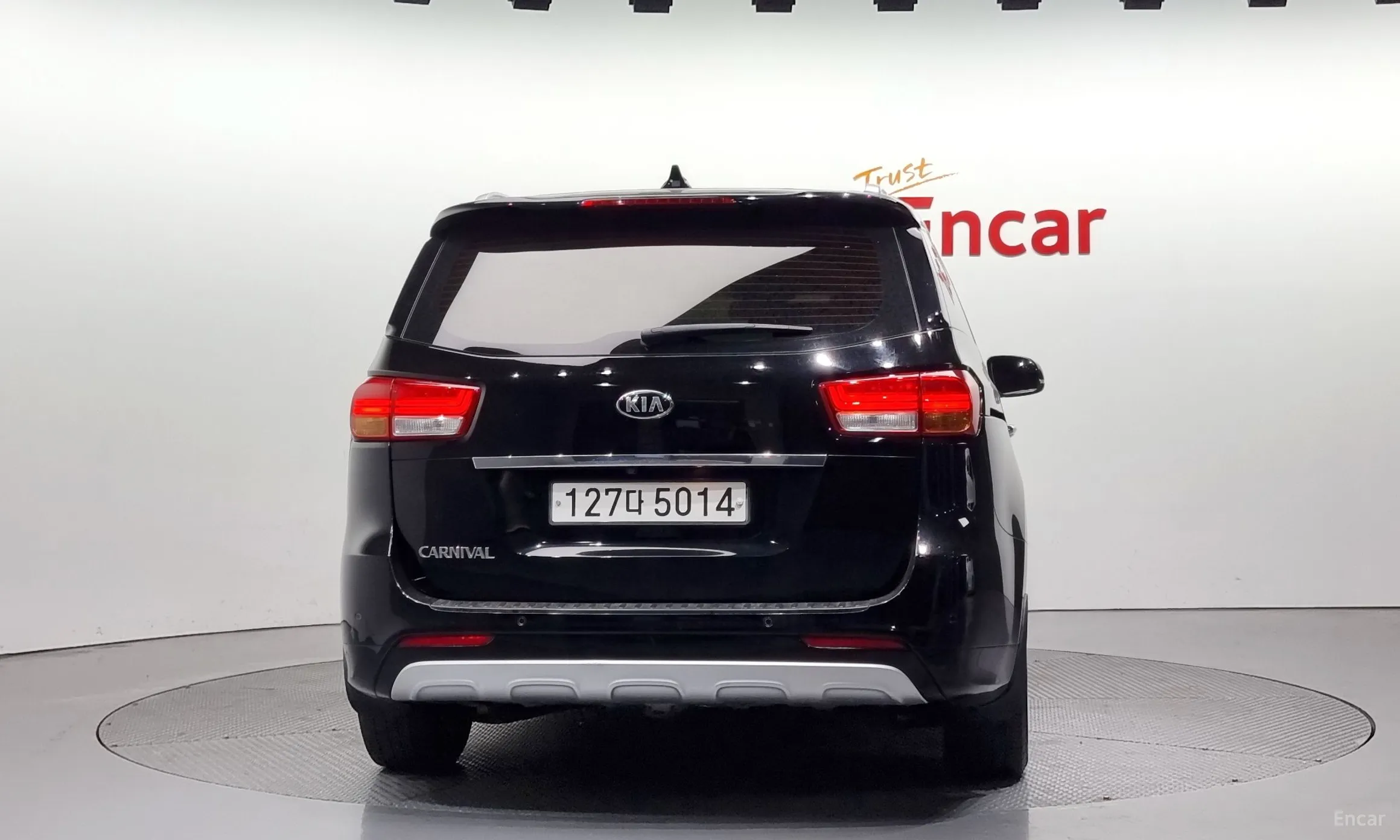 Kia Carnival превью 3