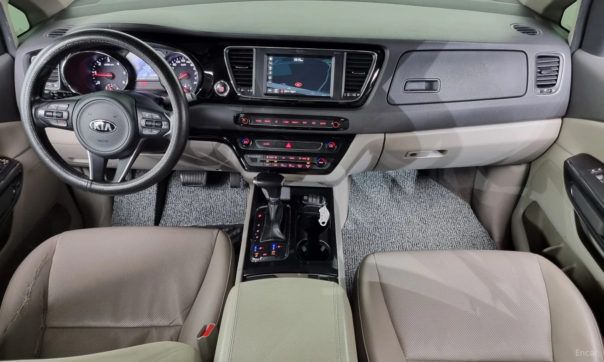 Kia Carnival превью 4