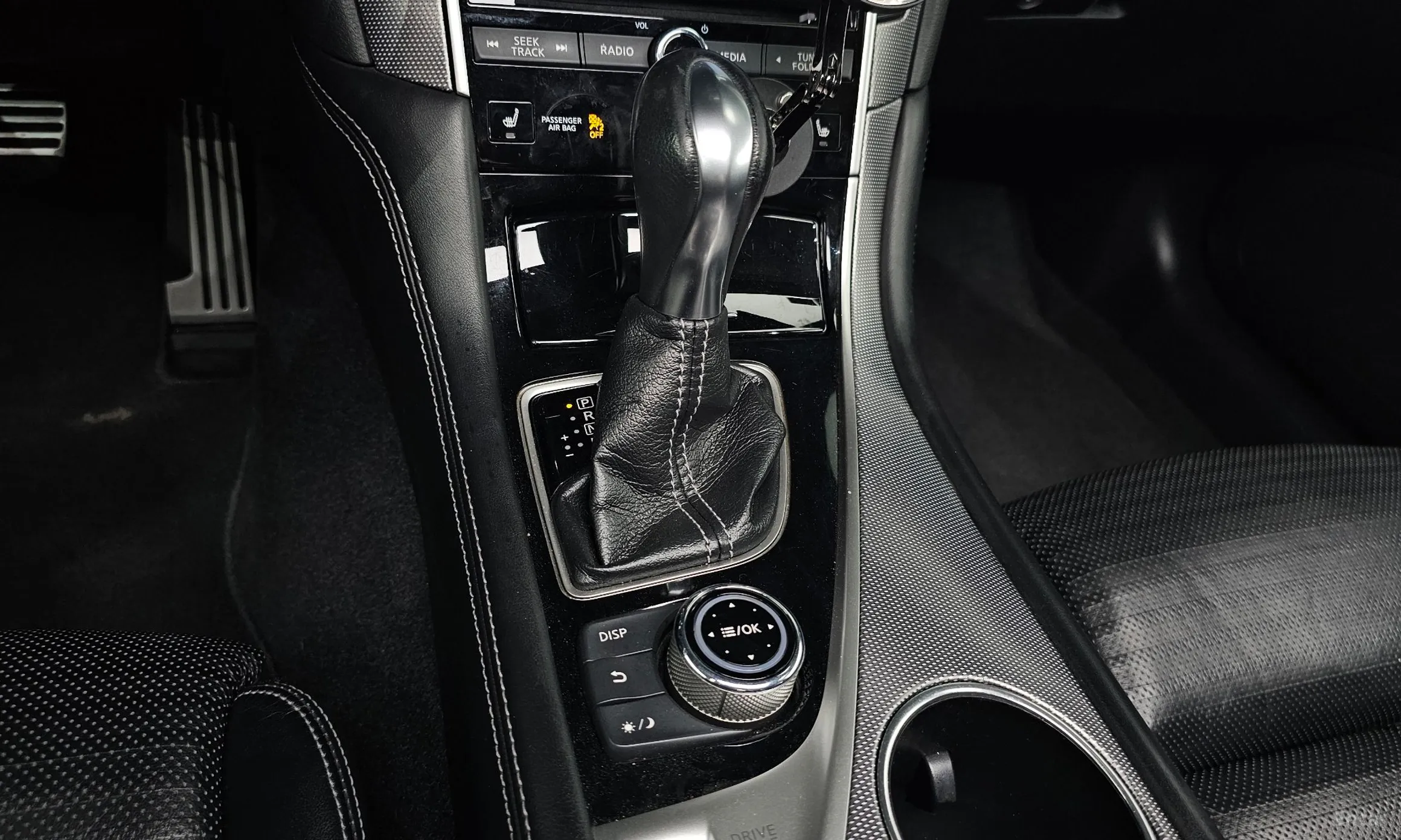 Infiniti Q50 превью 9