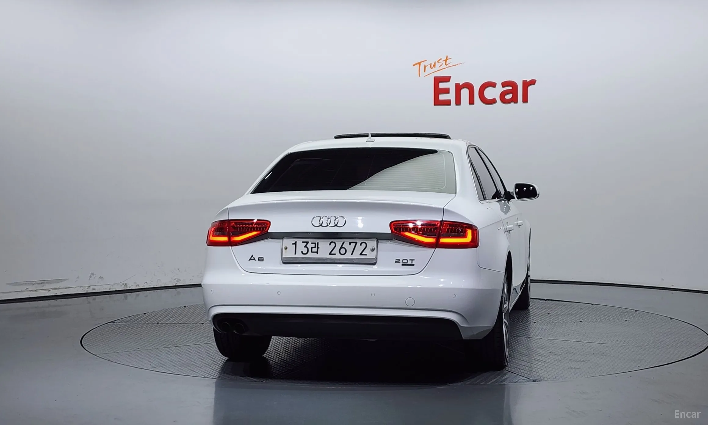 Audi New A4 превью 3