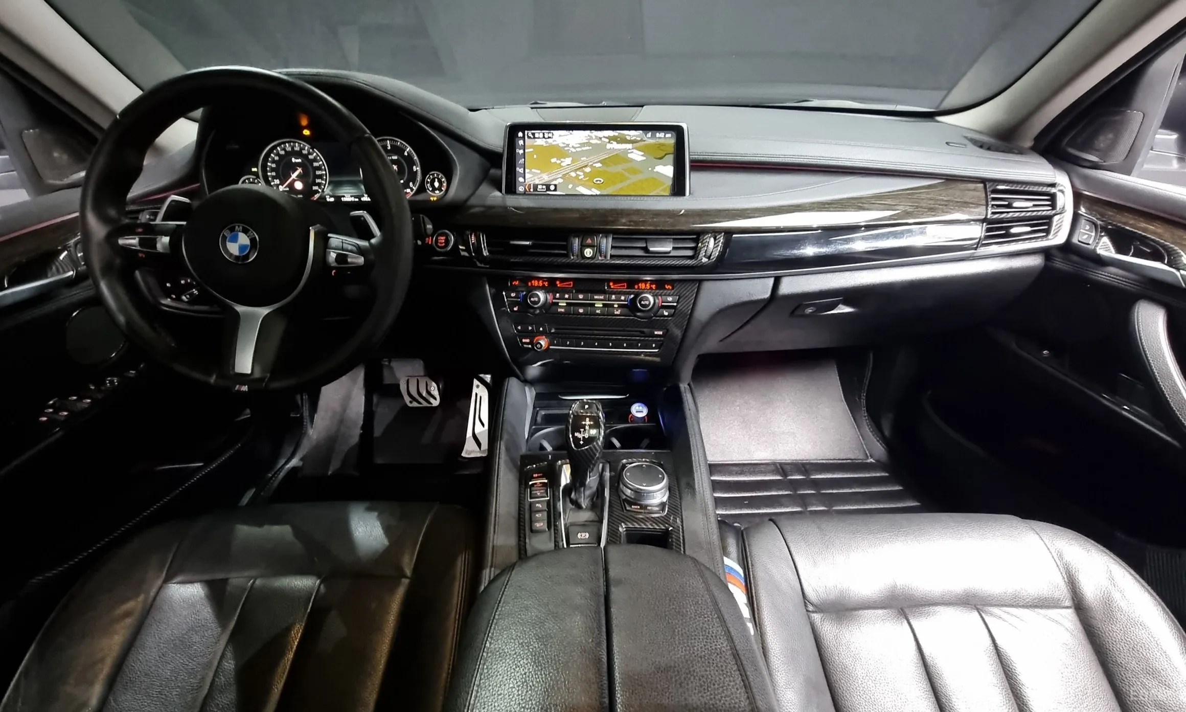BMW X6 (F16) превью 4