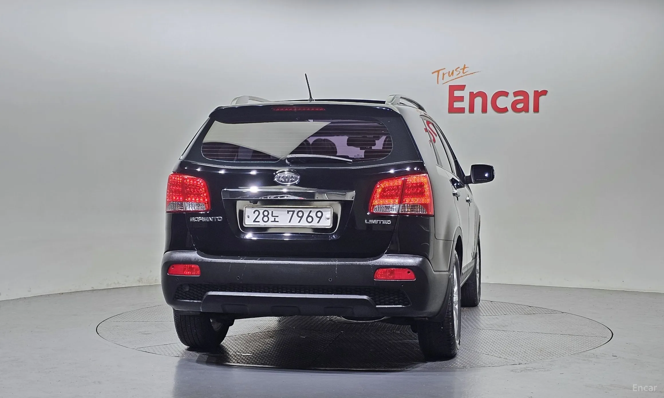 Kia Sorrento R превью 3