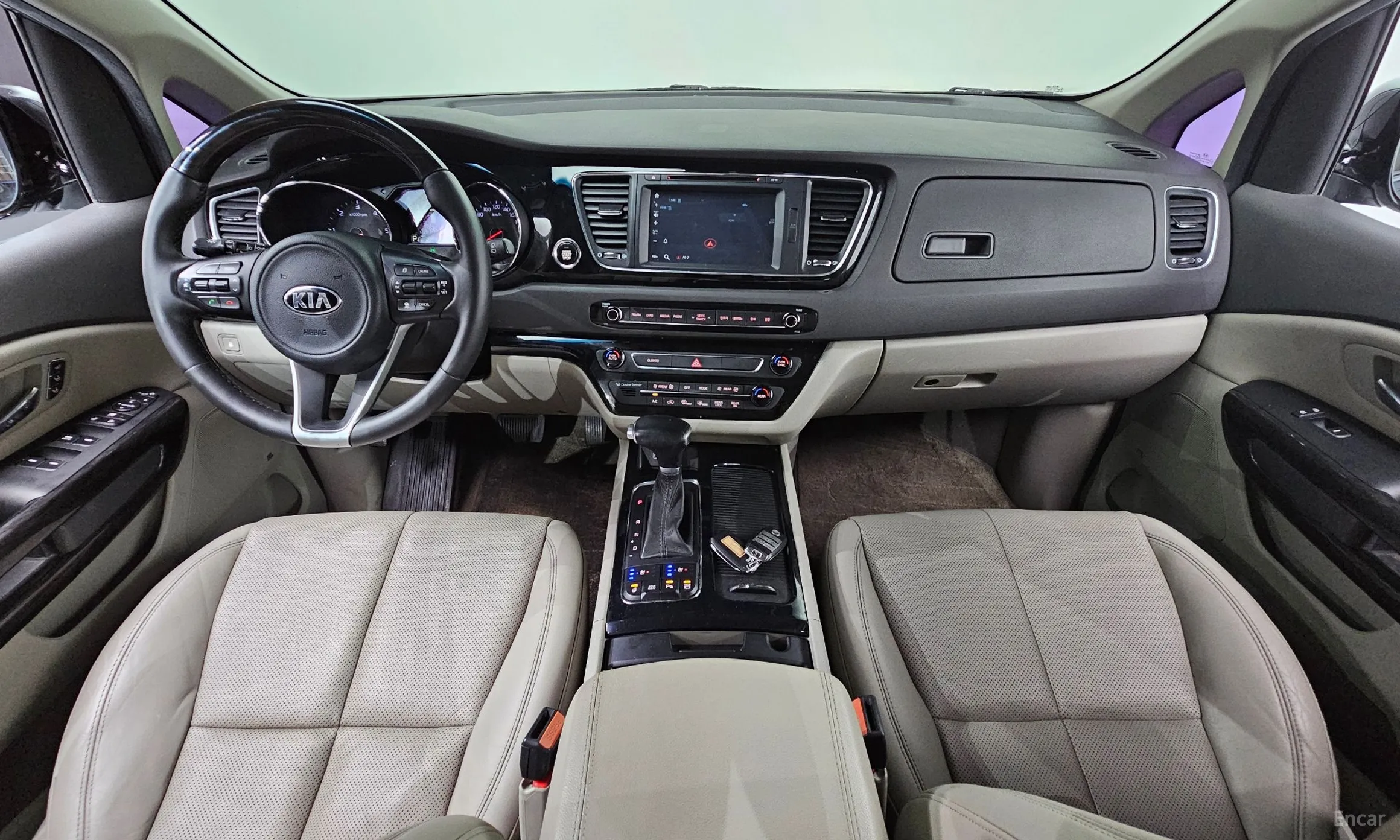 Kia Carnival превью 4