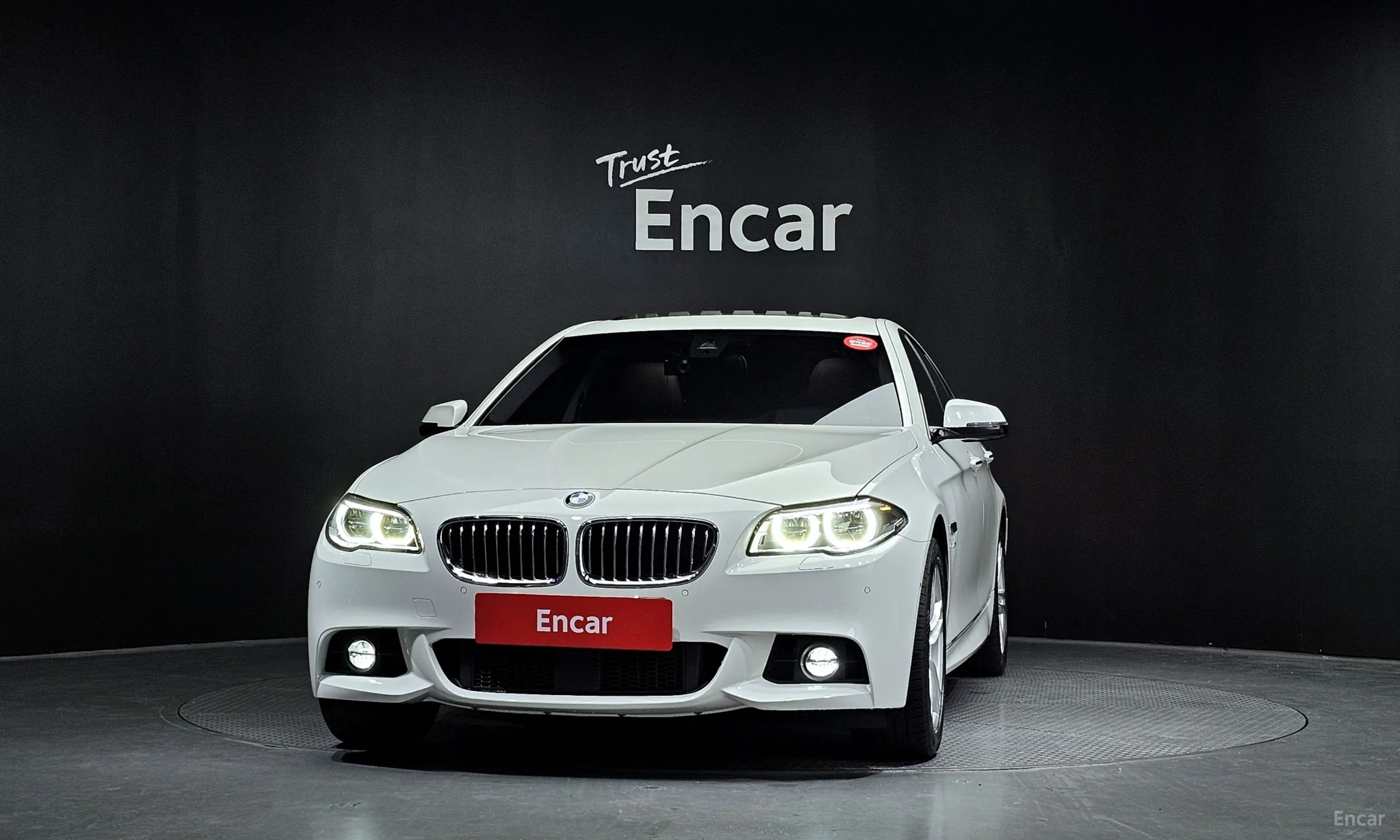 BMW 5 Series (F10) превью 2