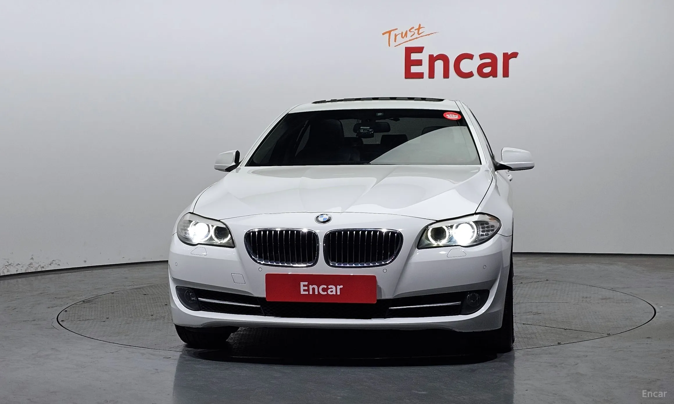 BMW 5 Series (F10) превью 2