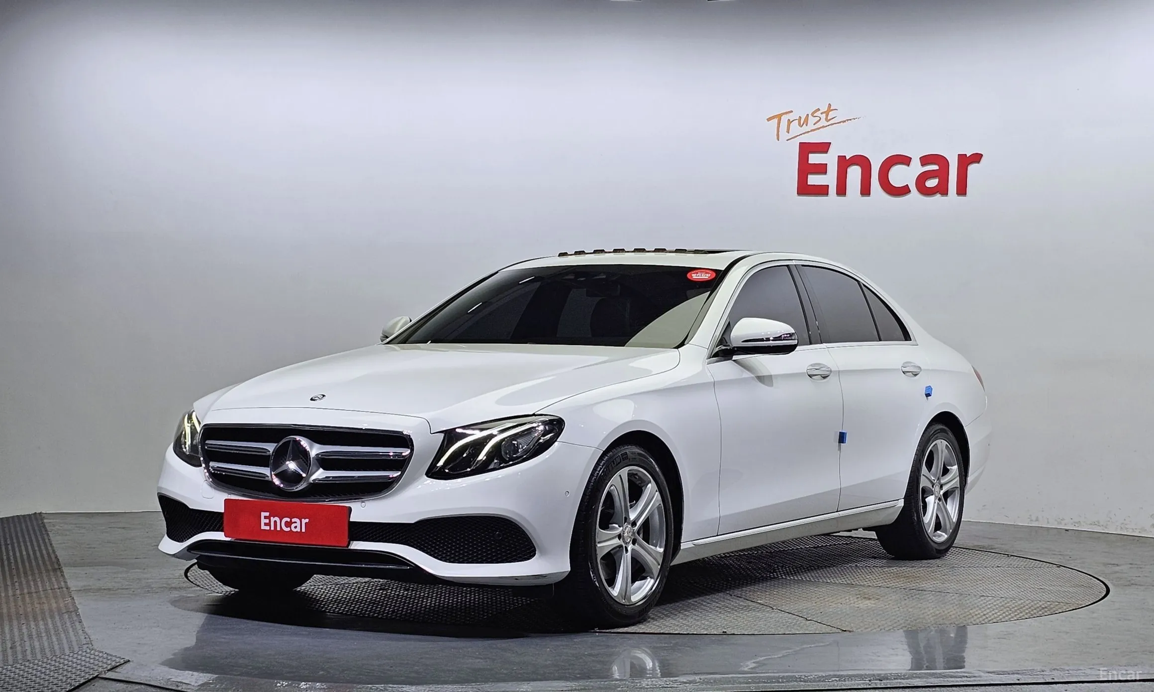 Mercedes Benz E-Class W213