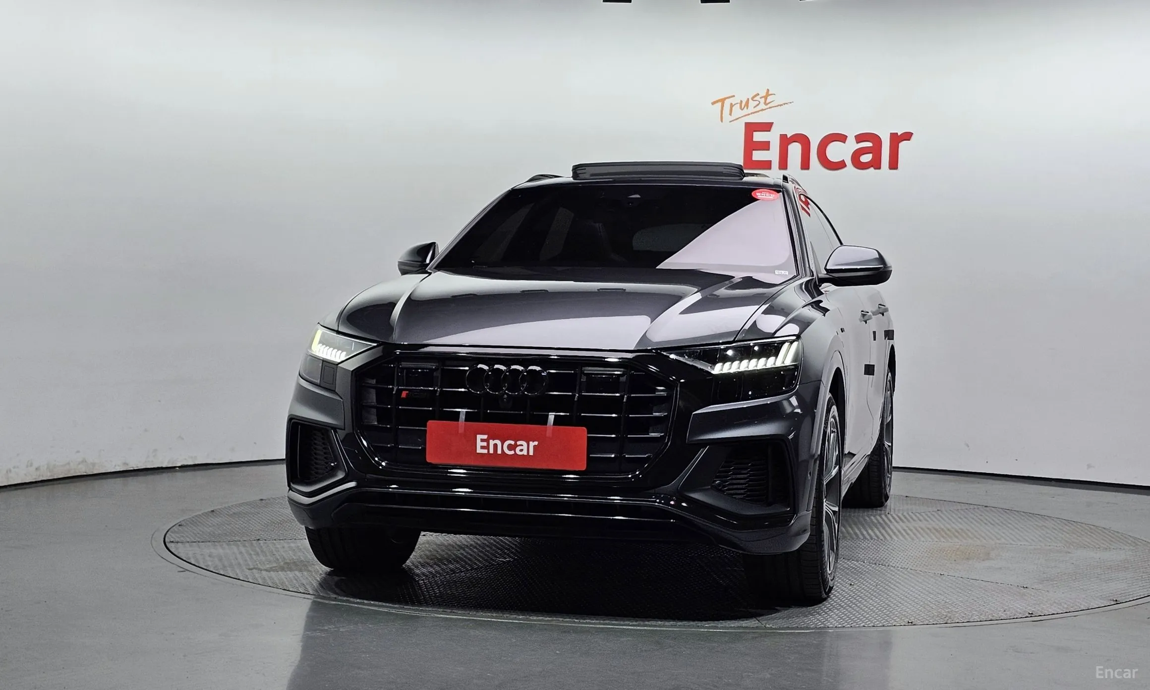 Audi Q8 (4M)