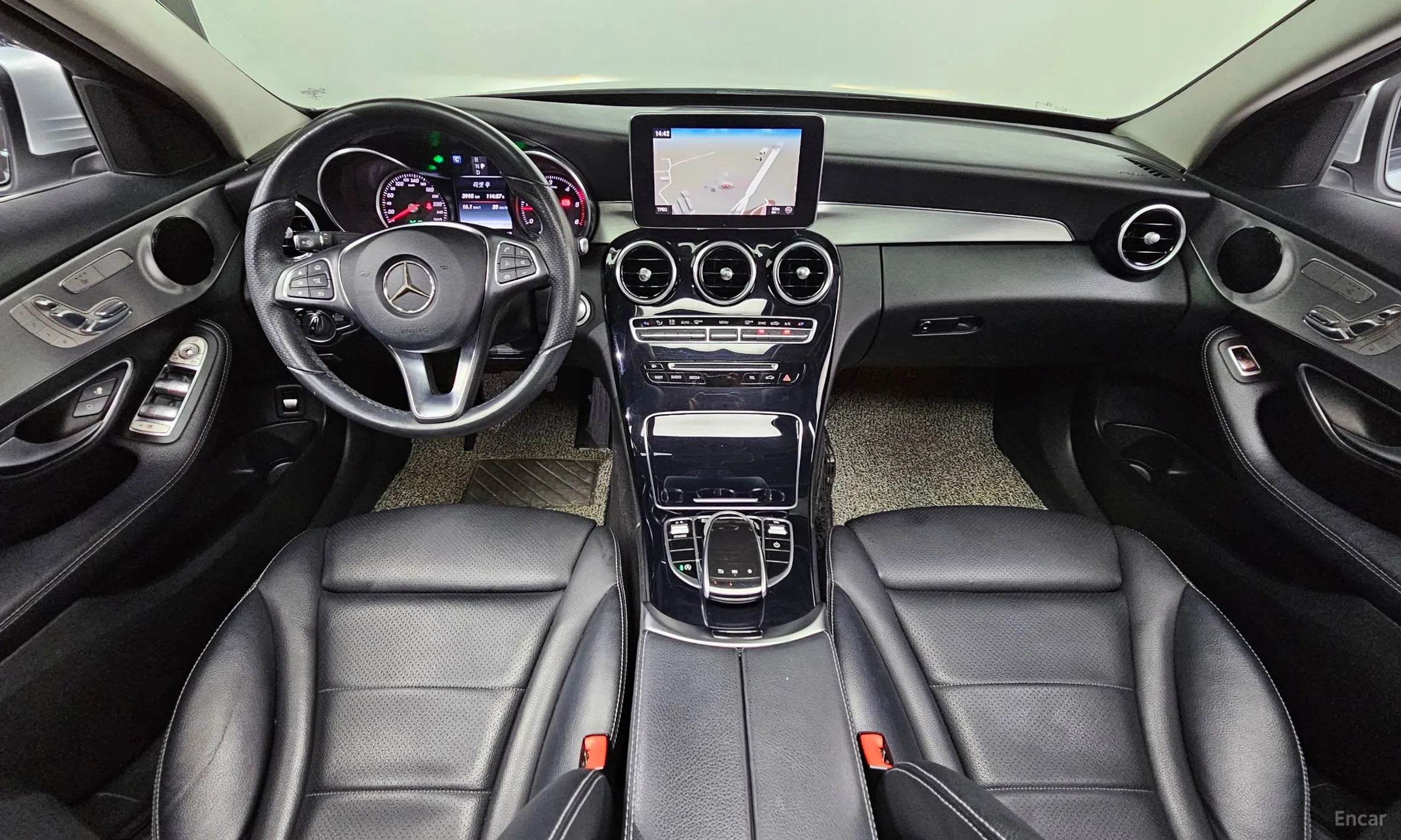 Mercedes Benz C-Class W205 превью 4