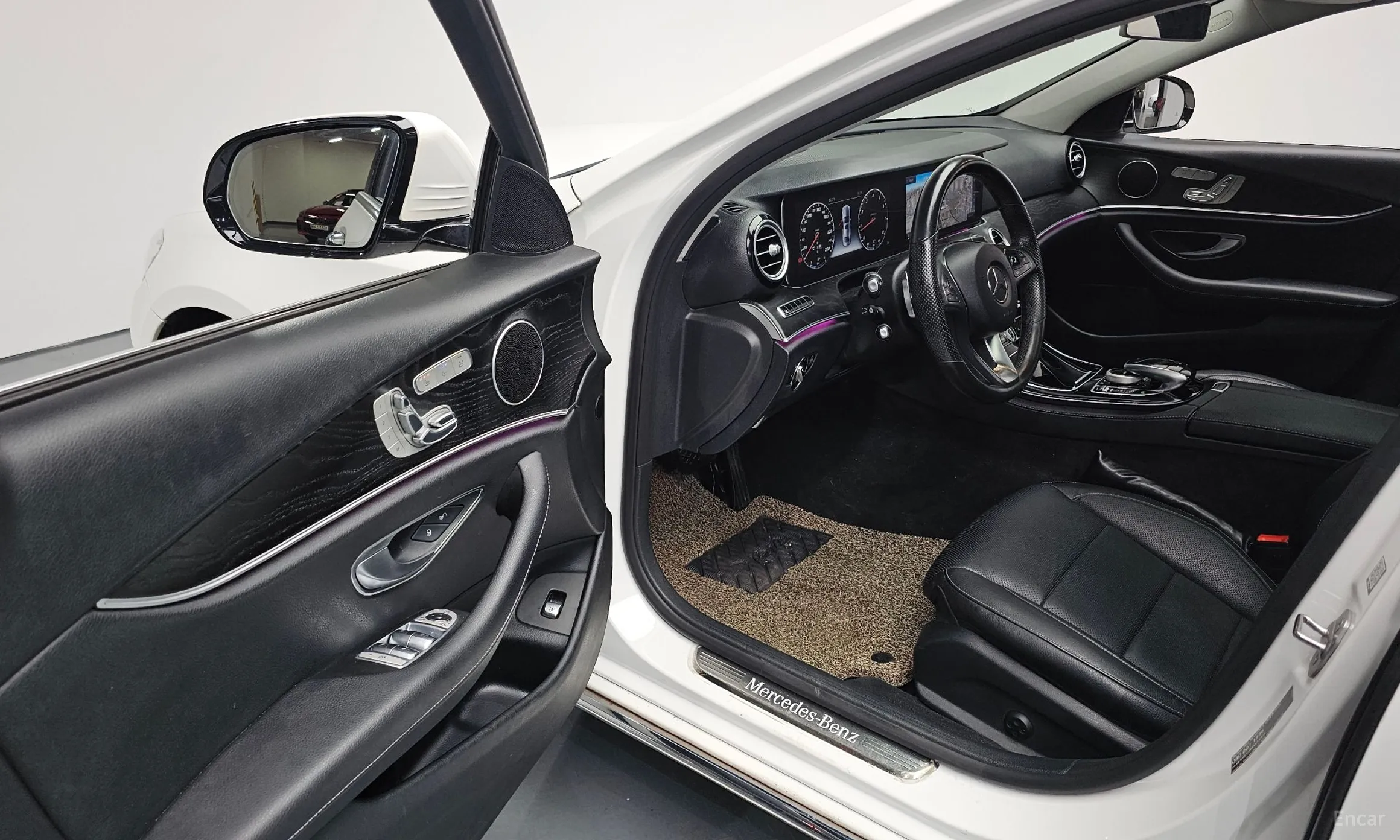 Mercedes Benz E-Class W213 превью 11