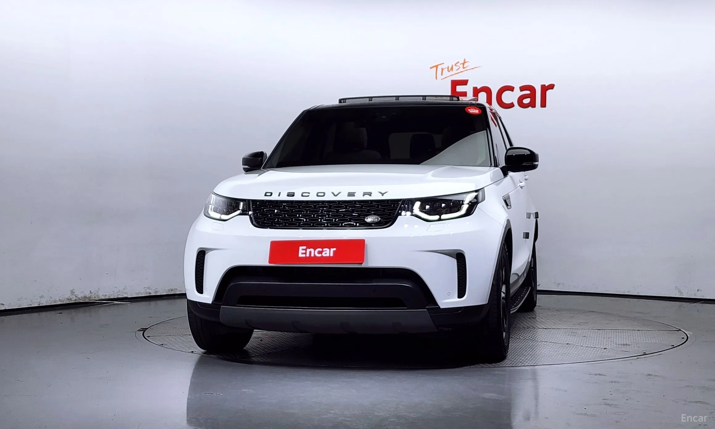Land Rover Discovery 5 превью 2