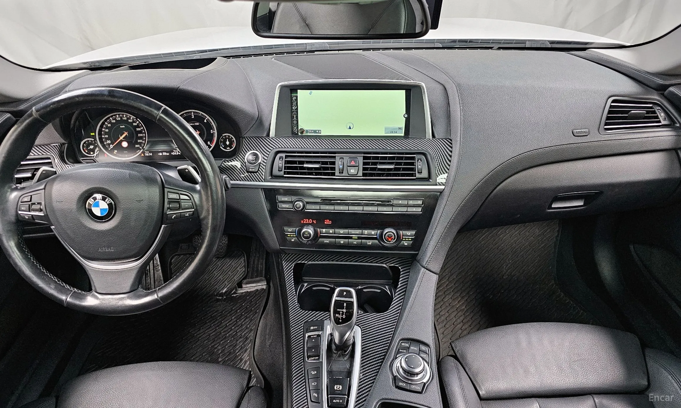 BMW 6 Series (F12) превью 4