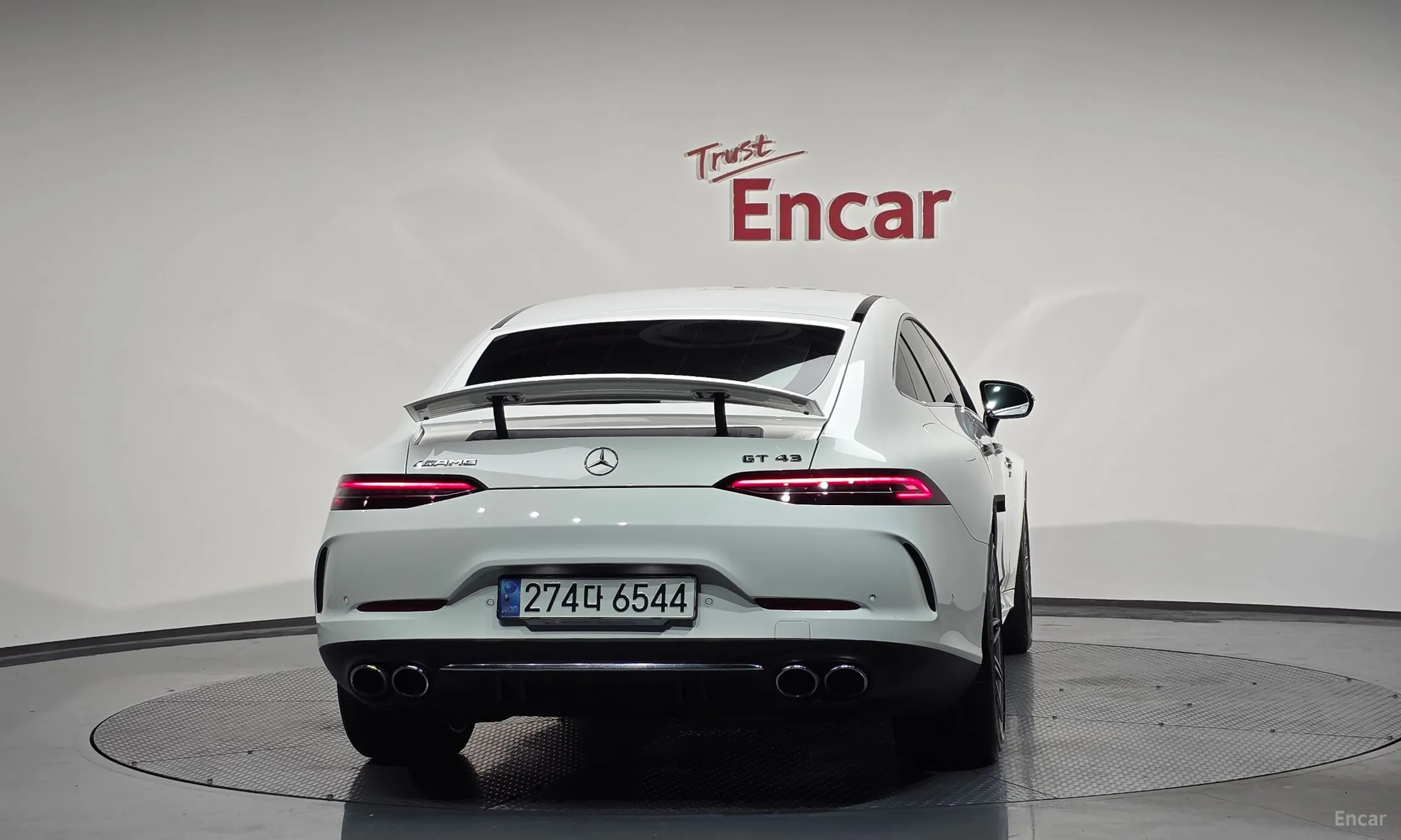 Mercedes Benz AMG GT превью 3