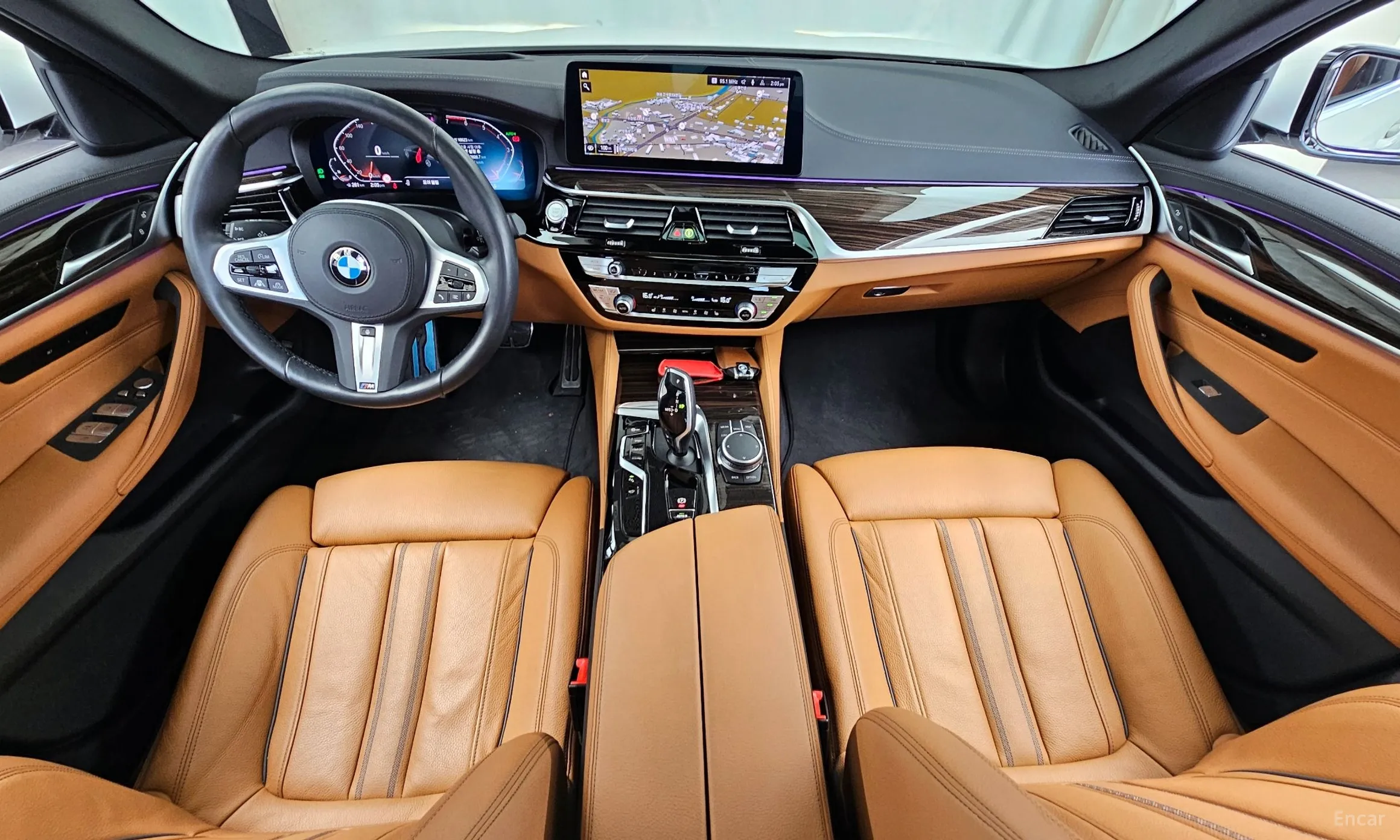 BMW 5 Series (G30) превью 4