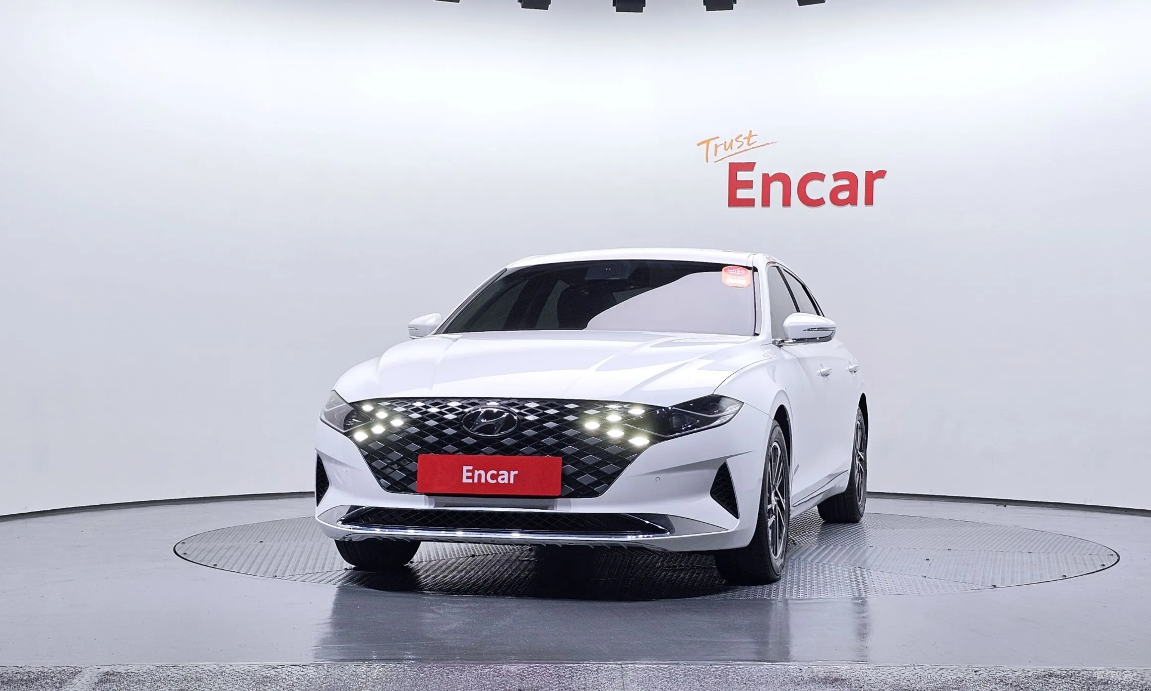 Hyundai Grandeur IG превью 2