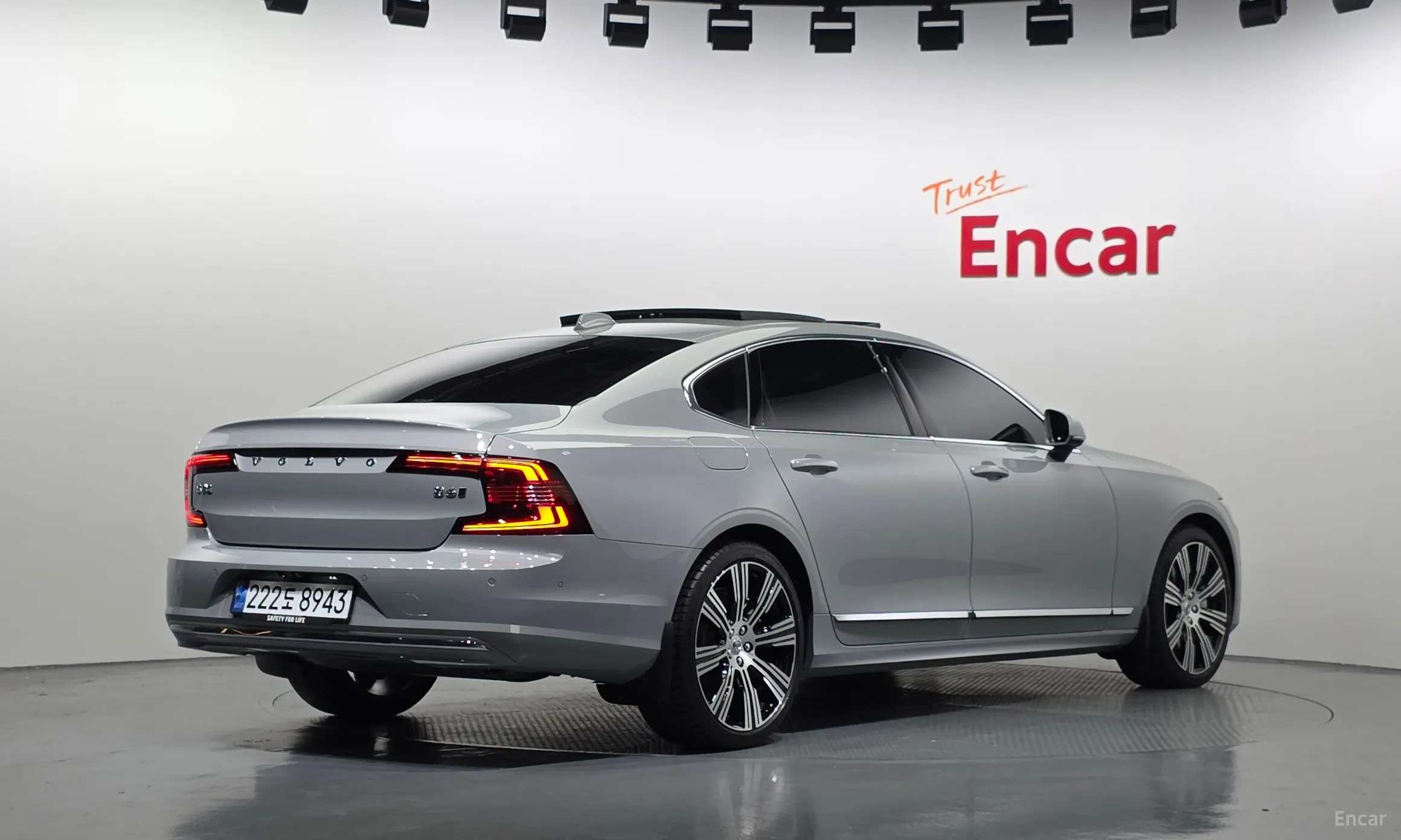 Volvo S90 превью 2