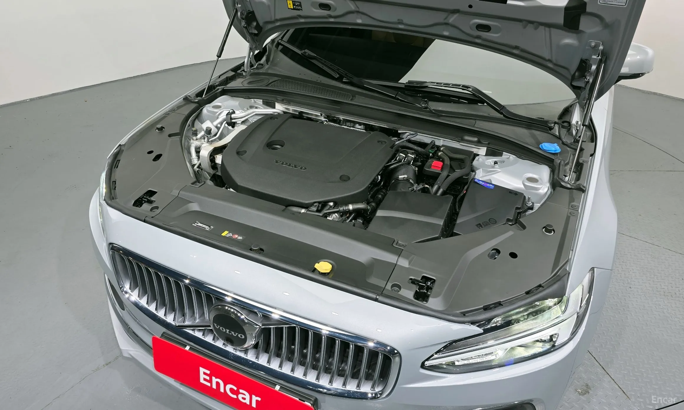 Volvo S90 превью 6