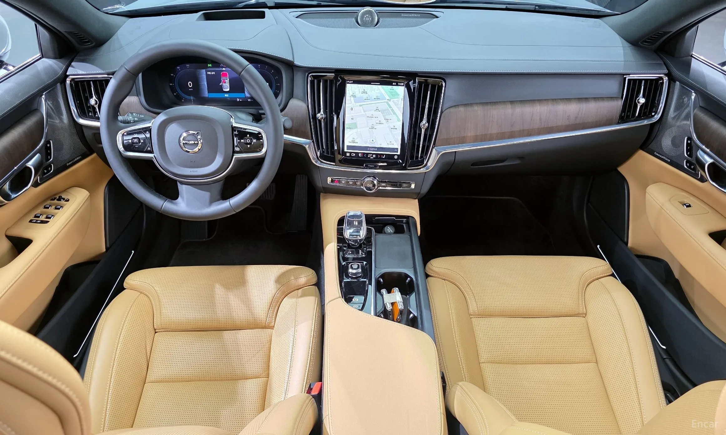 Volvo S90 превью 7