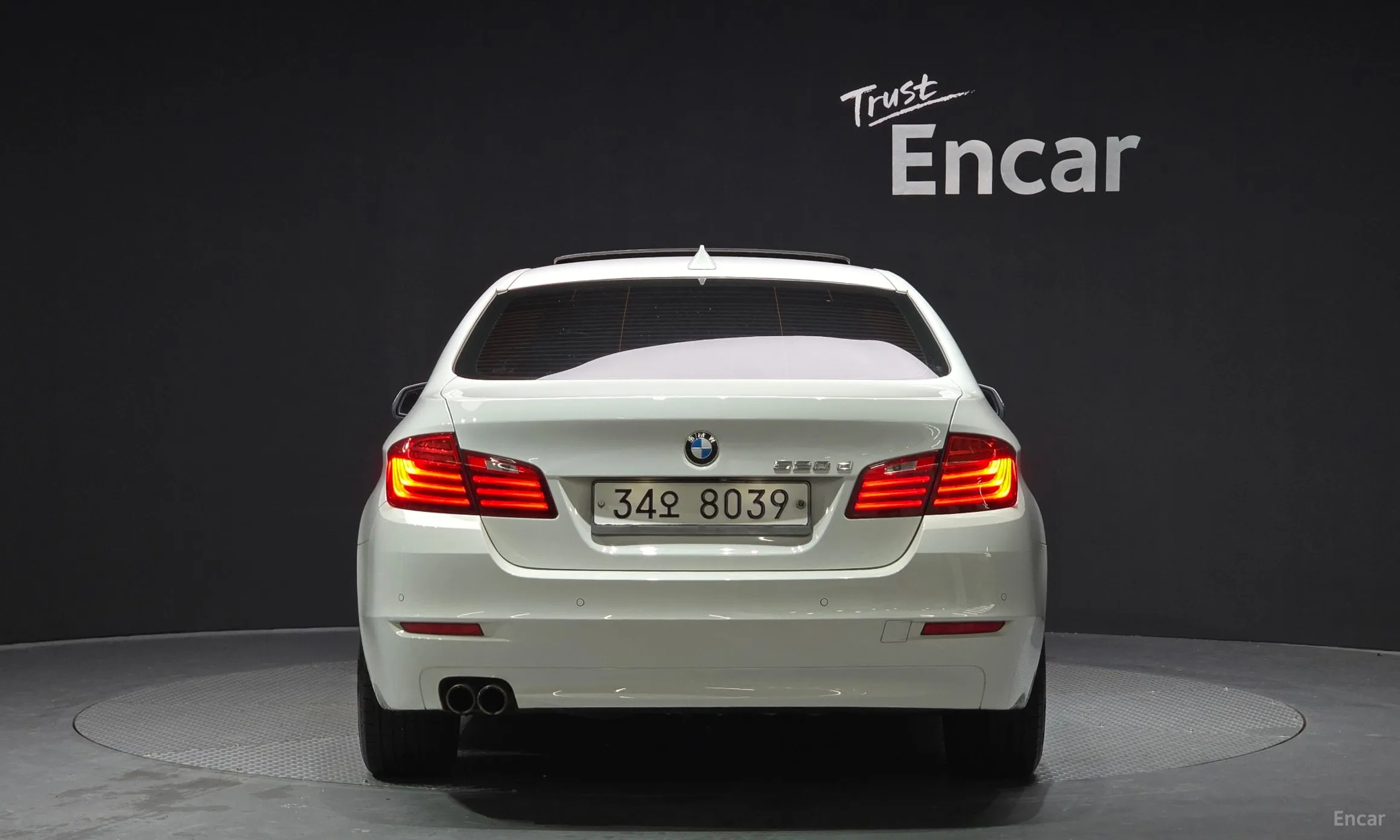 BMW 5 Series (F10) превью 3