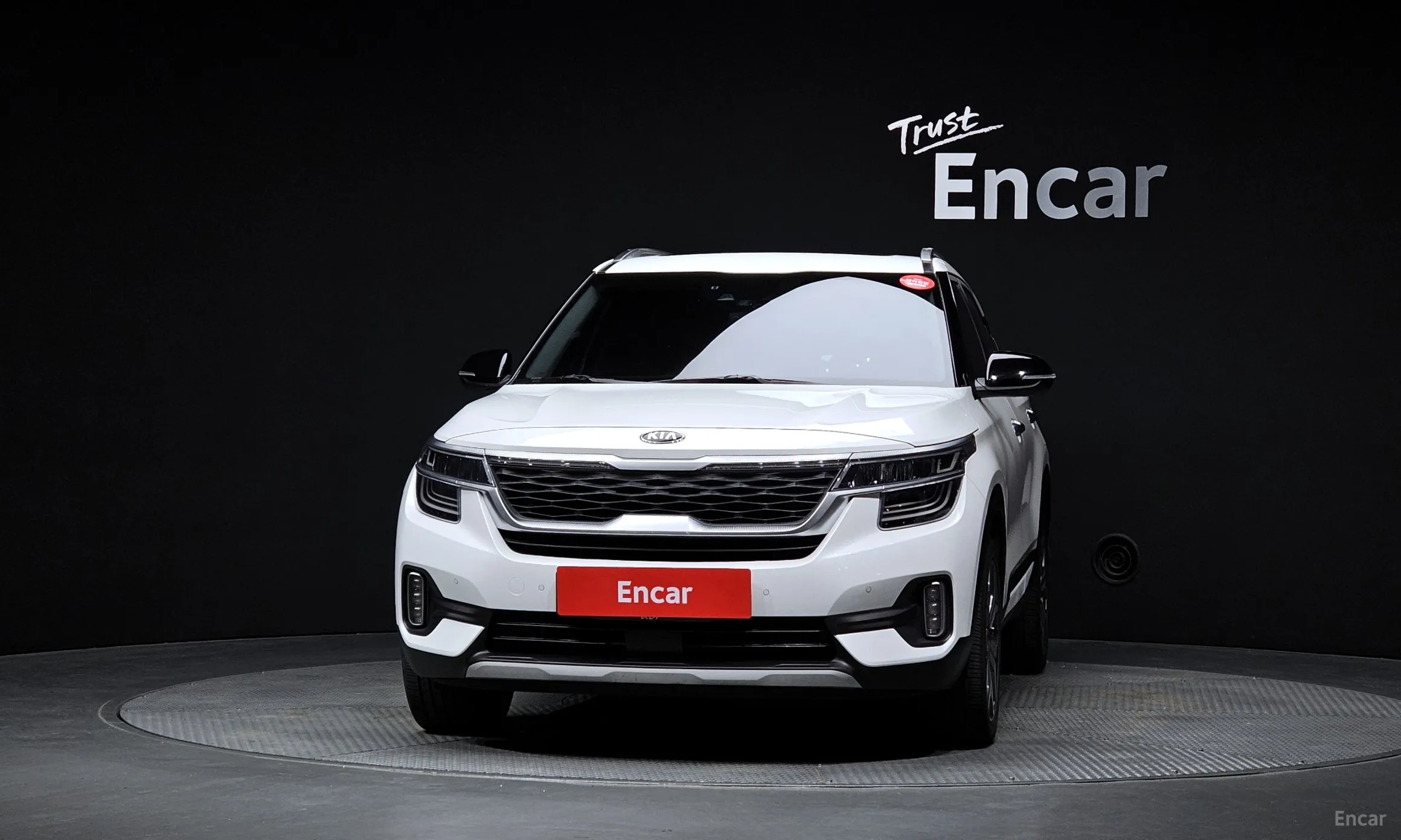 Kia Seltos превью 2