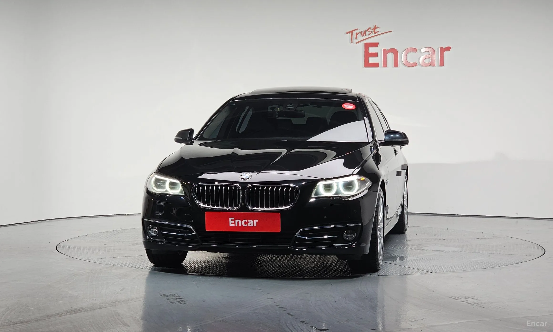 BMW 5 Series (F10) превью 2