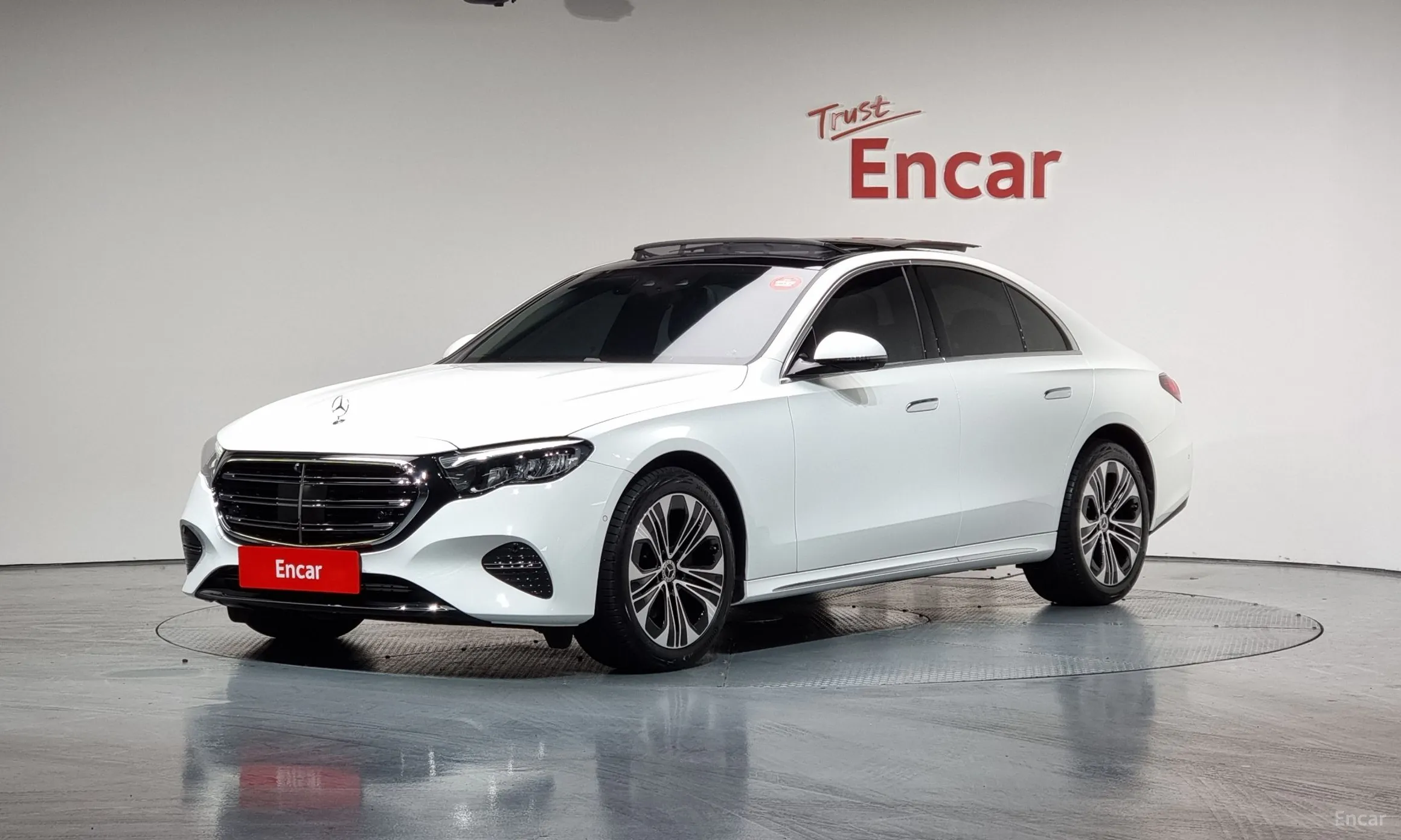 E-Class W214