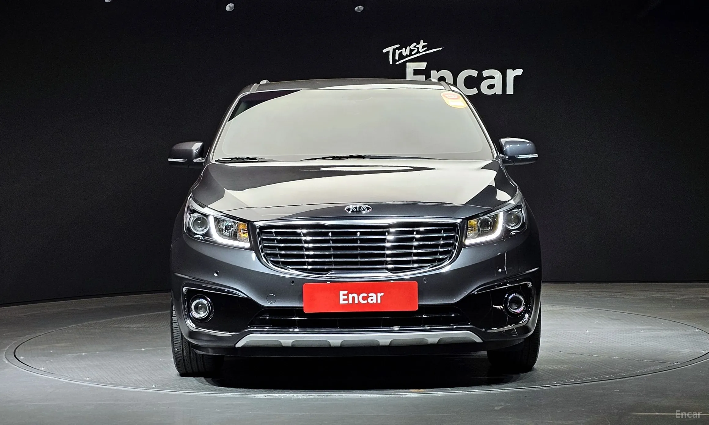Kia Carnival превью 2