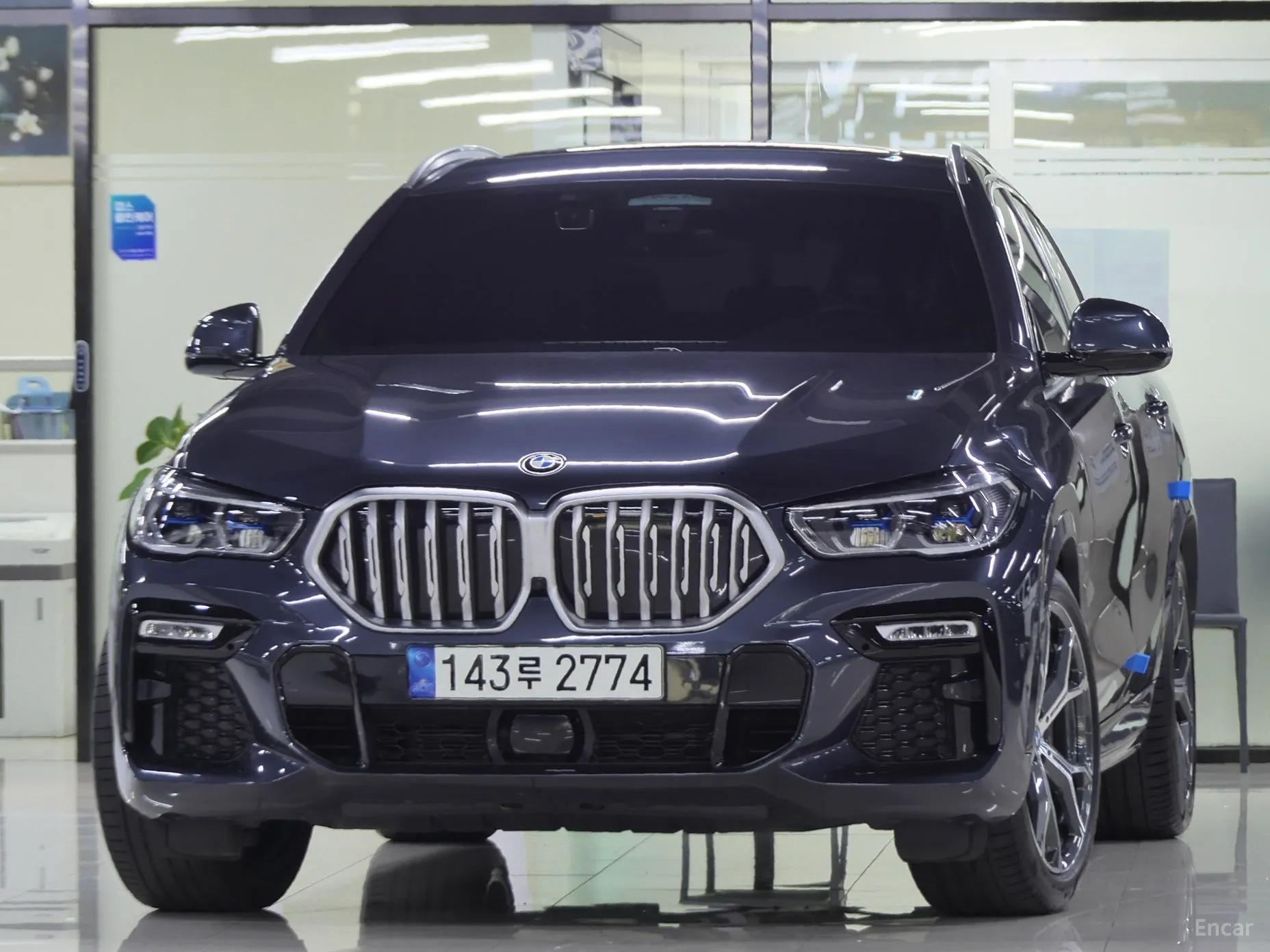 X6 (G06)