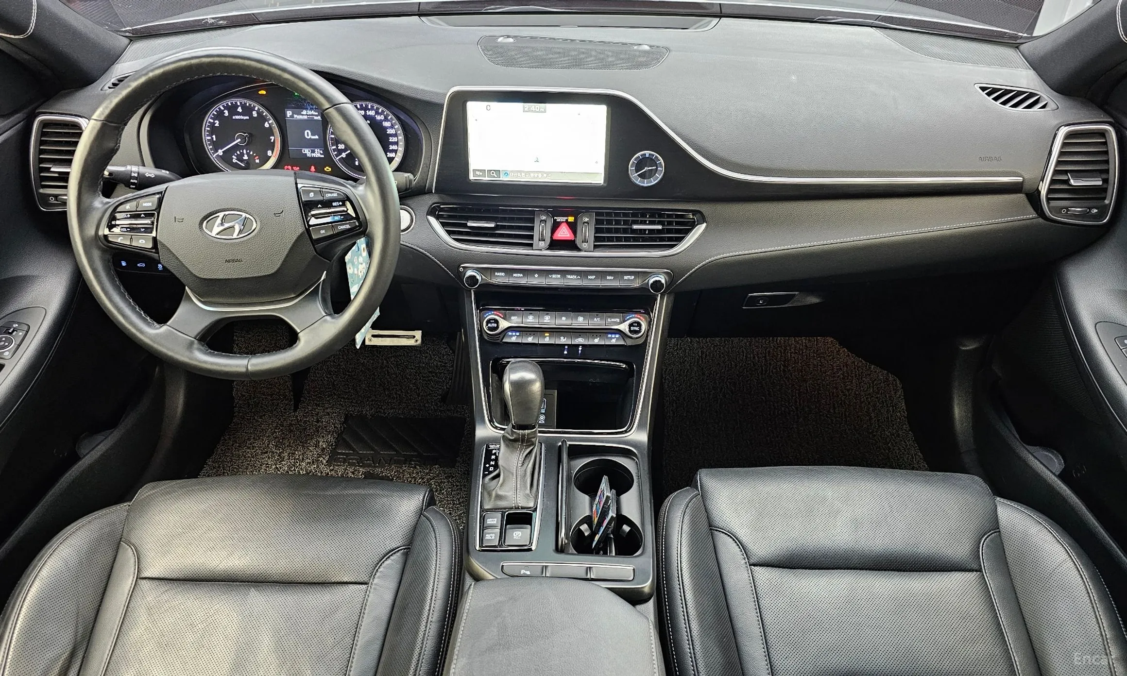 Hyundai Grandeur IG превью 4