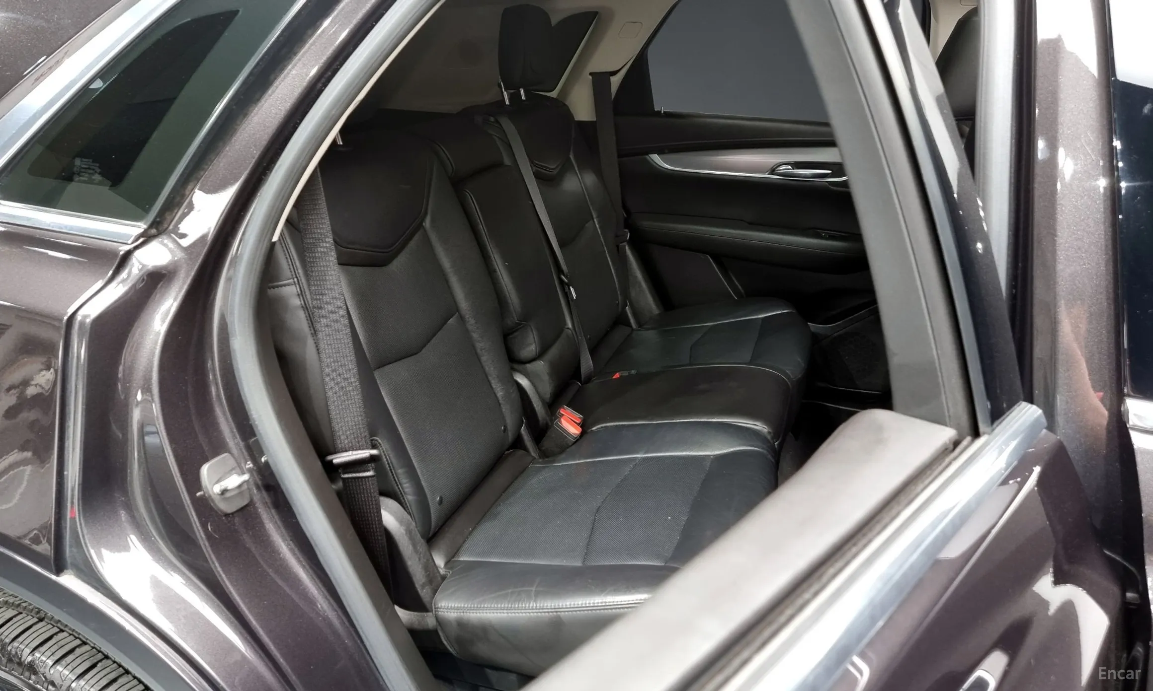 Cadillac XT5 превью 12