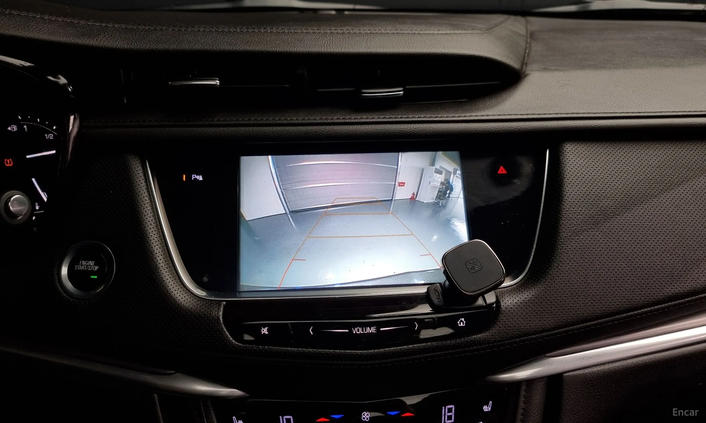 Cadillac XT5 превью 14