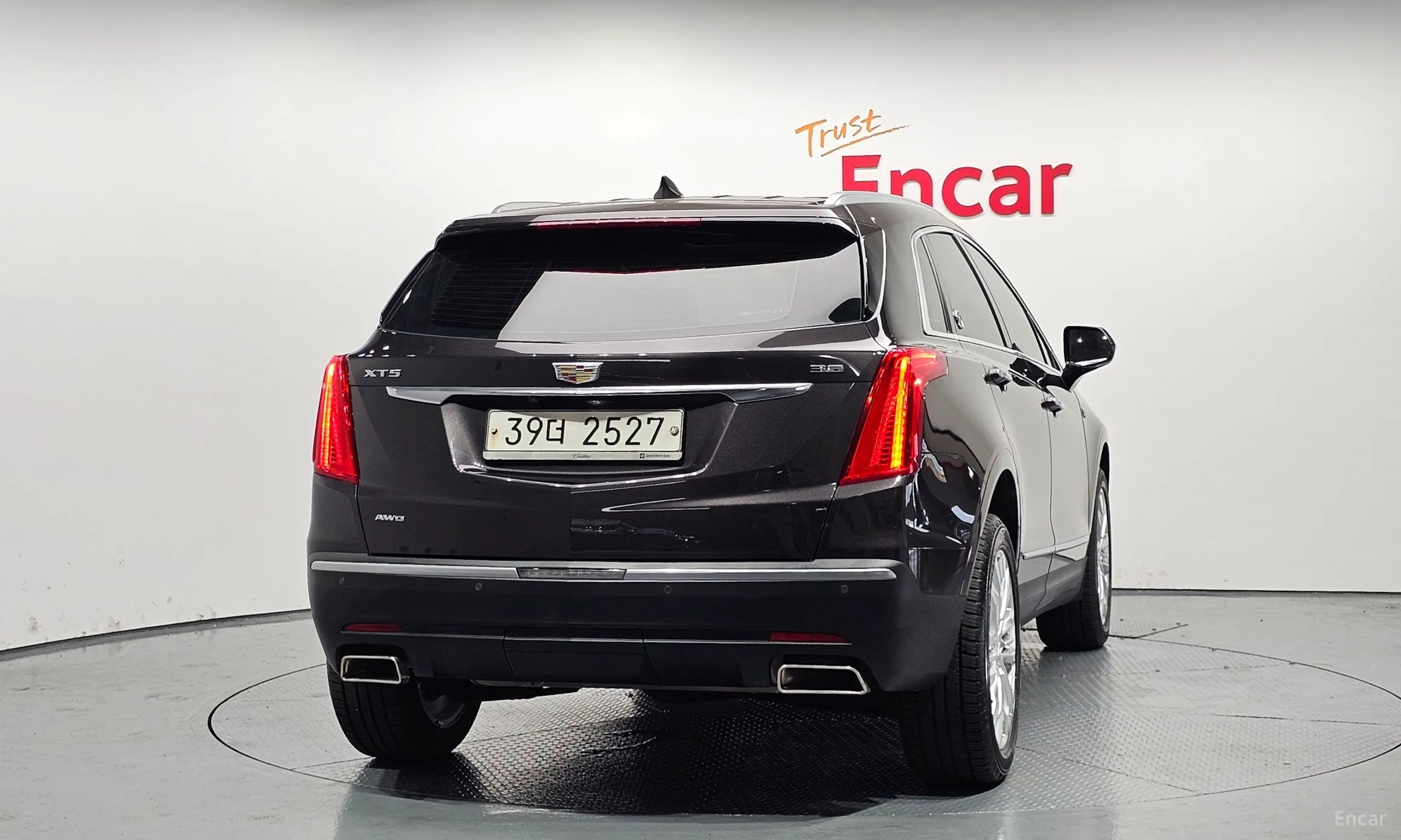 Cadillac XT5 превью 4