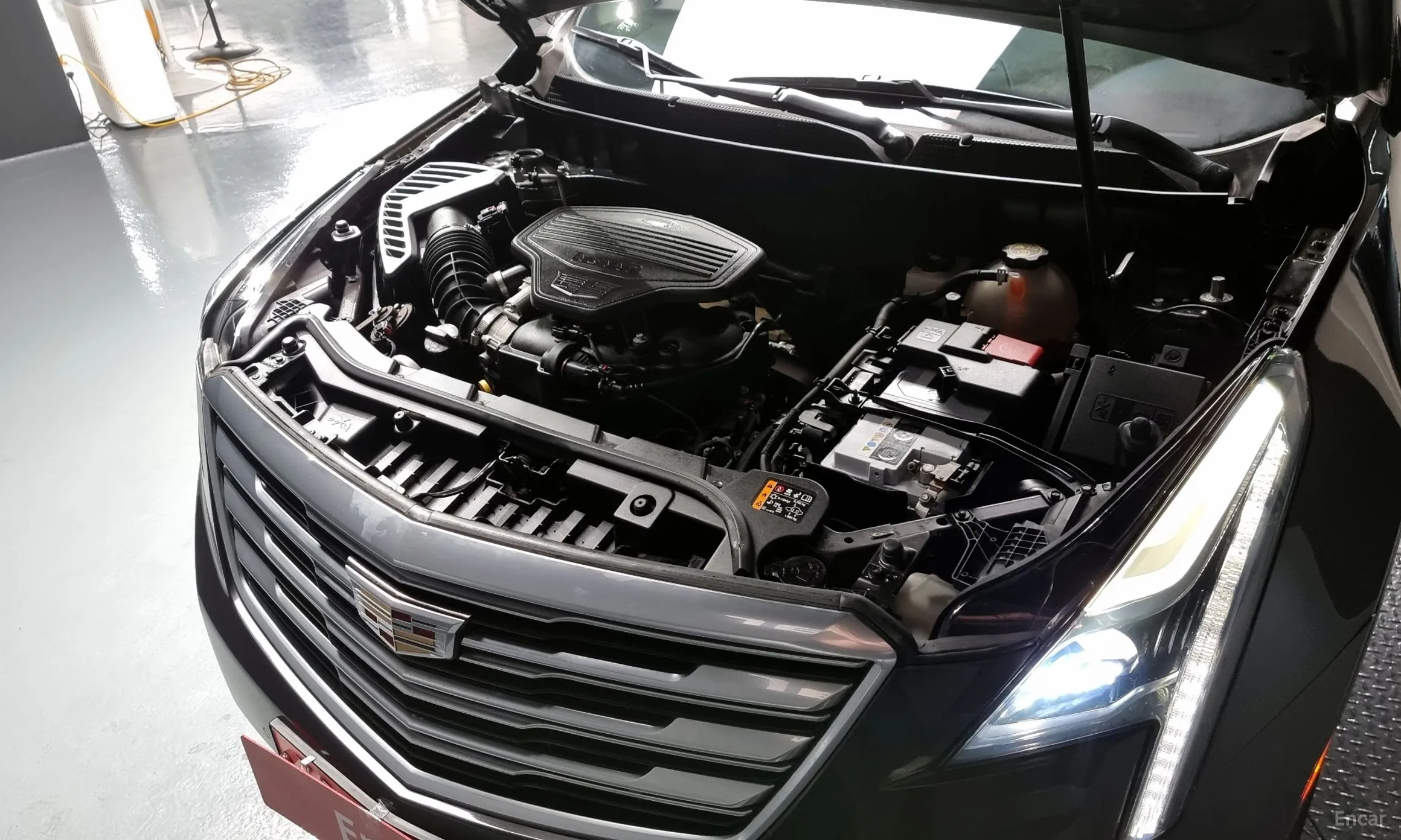 Cadillac XT5 превью 6
