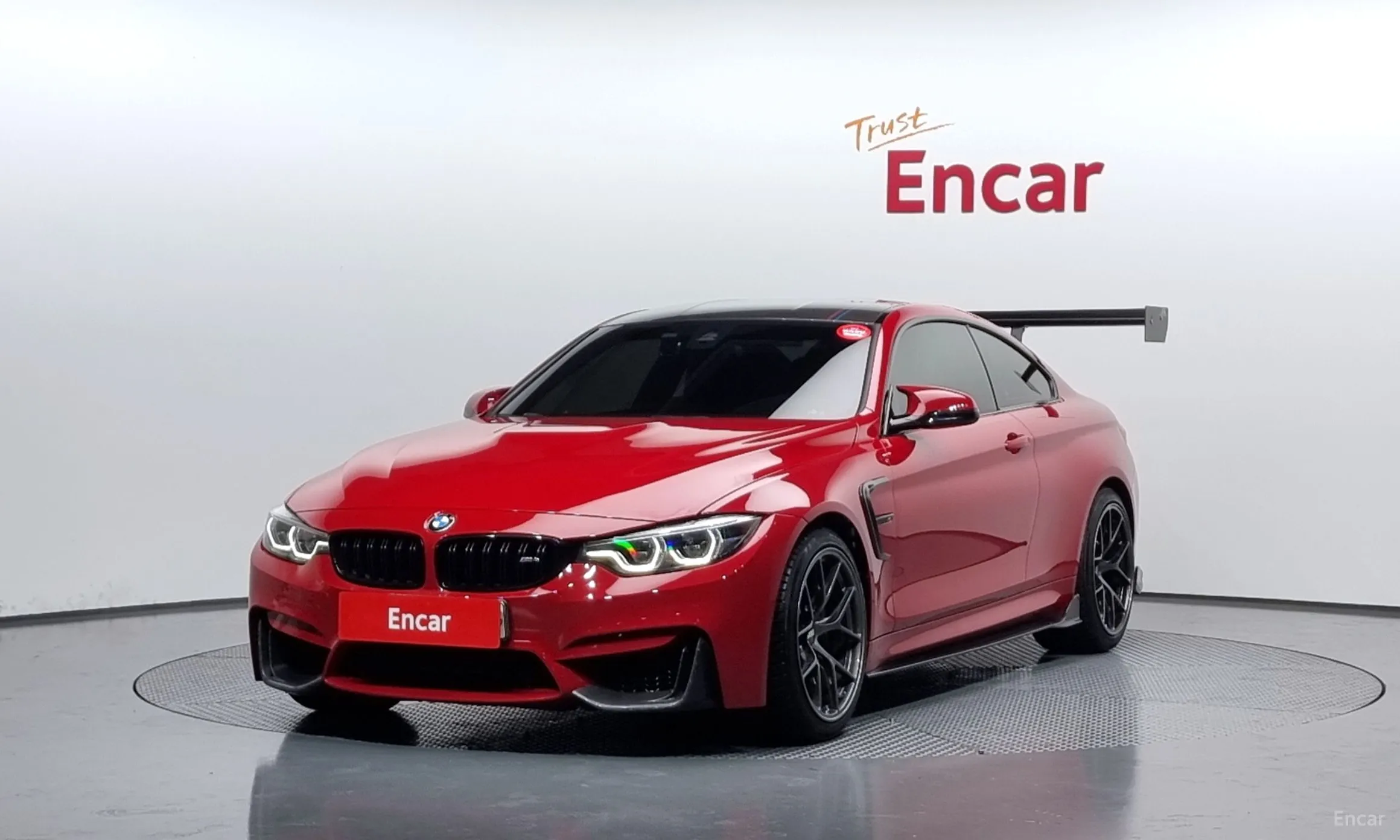 BMW M4 (F82)