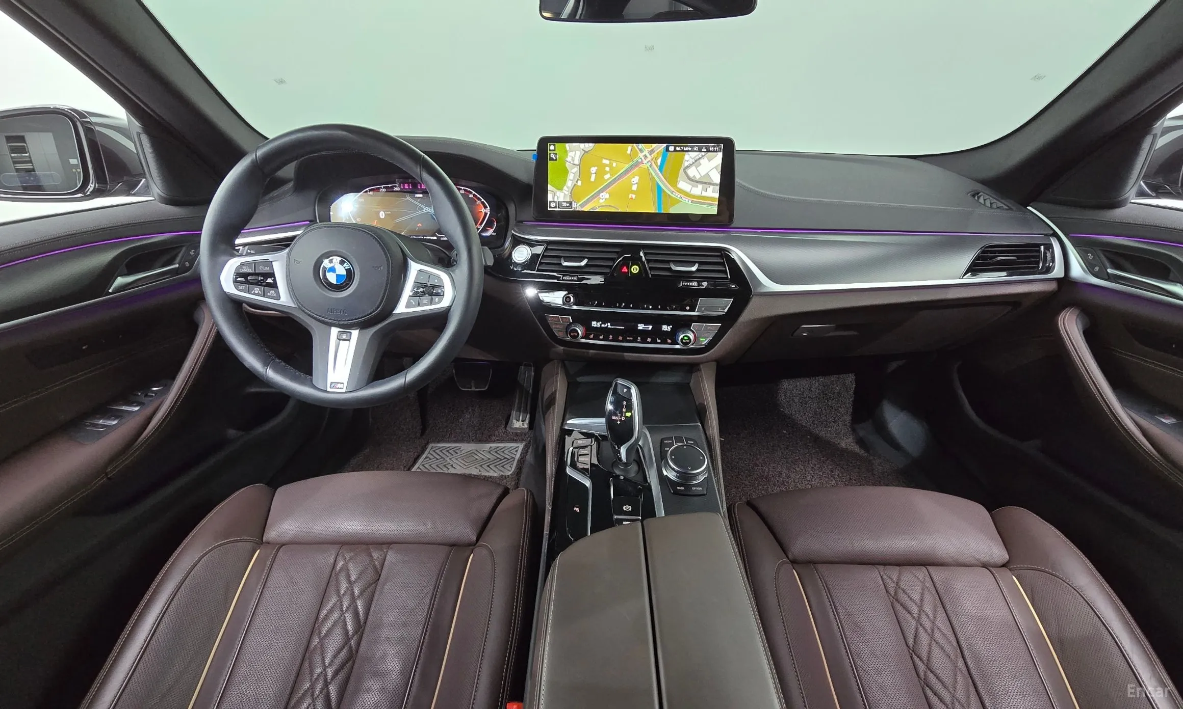 BMW 5 Series (G30) превью 4