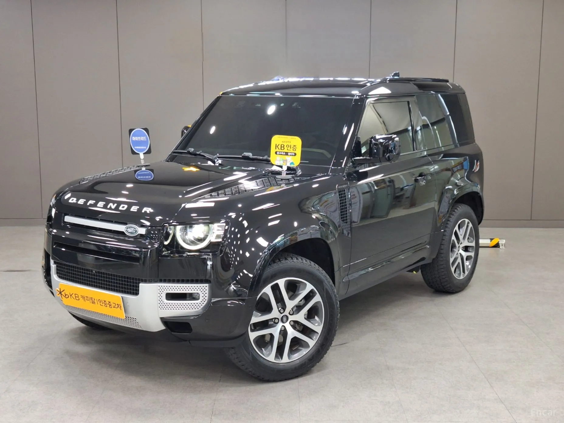 Land Rover Defender (L663)