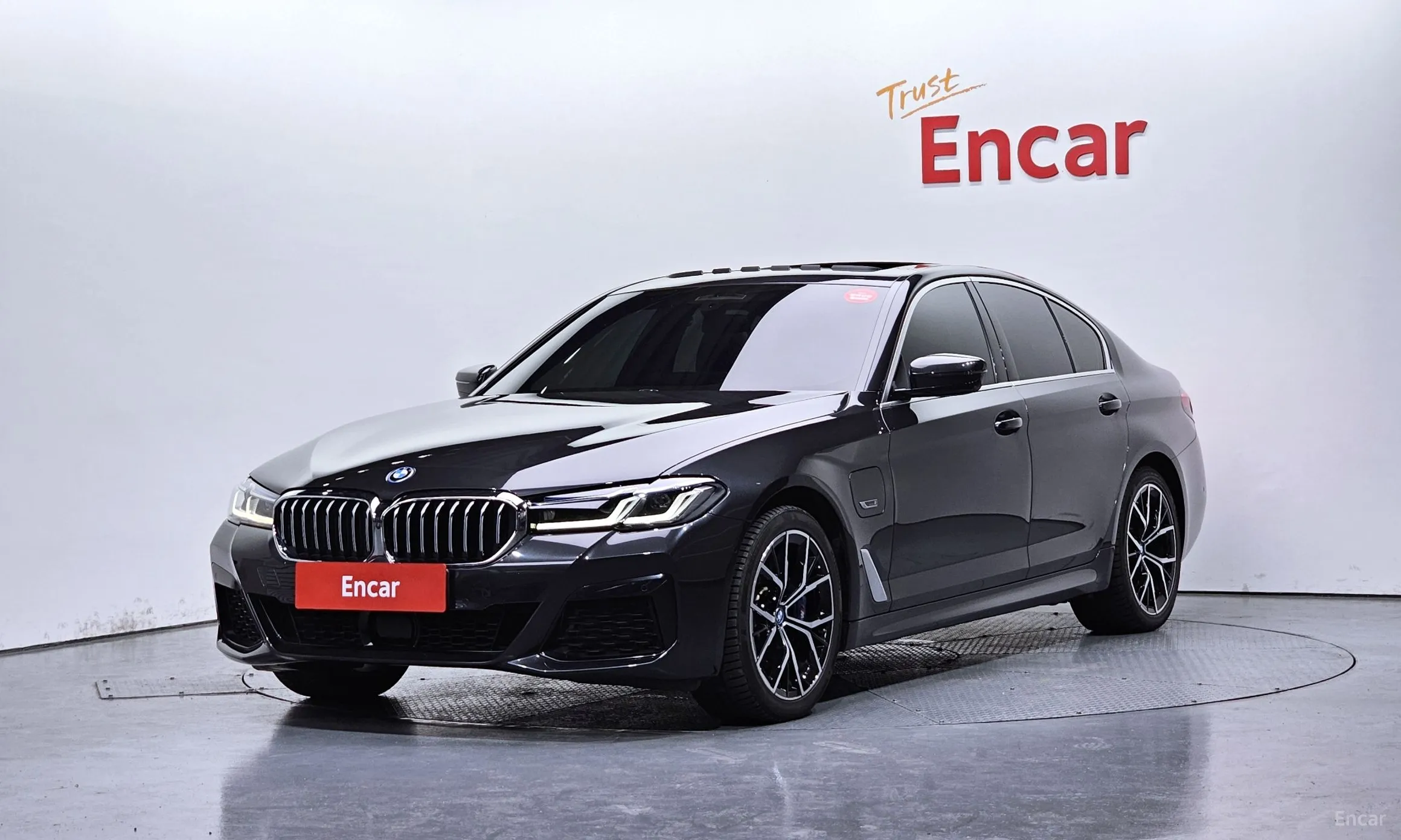 BMW 5 Series (G30)