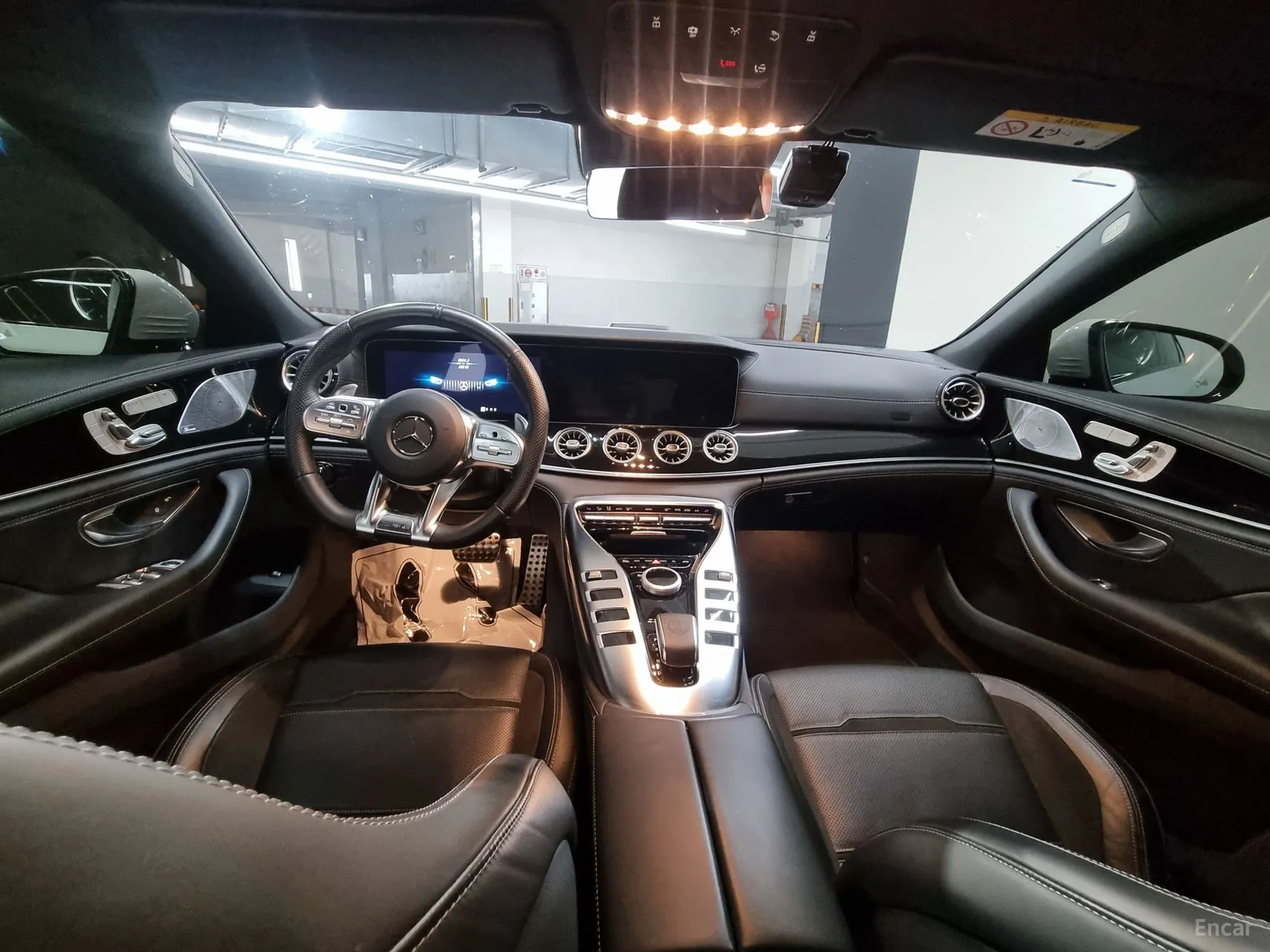 Mercedes Benz AMG GT превью 4