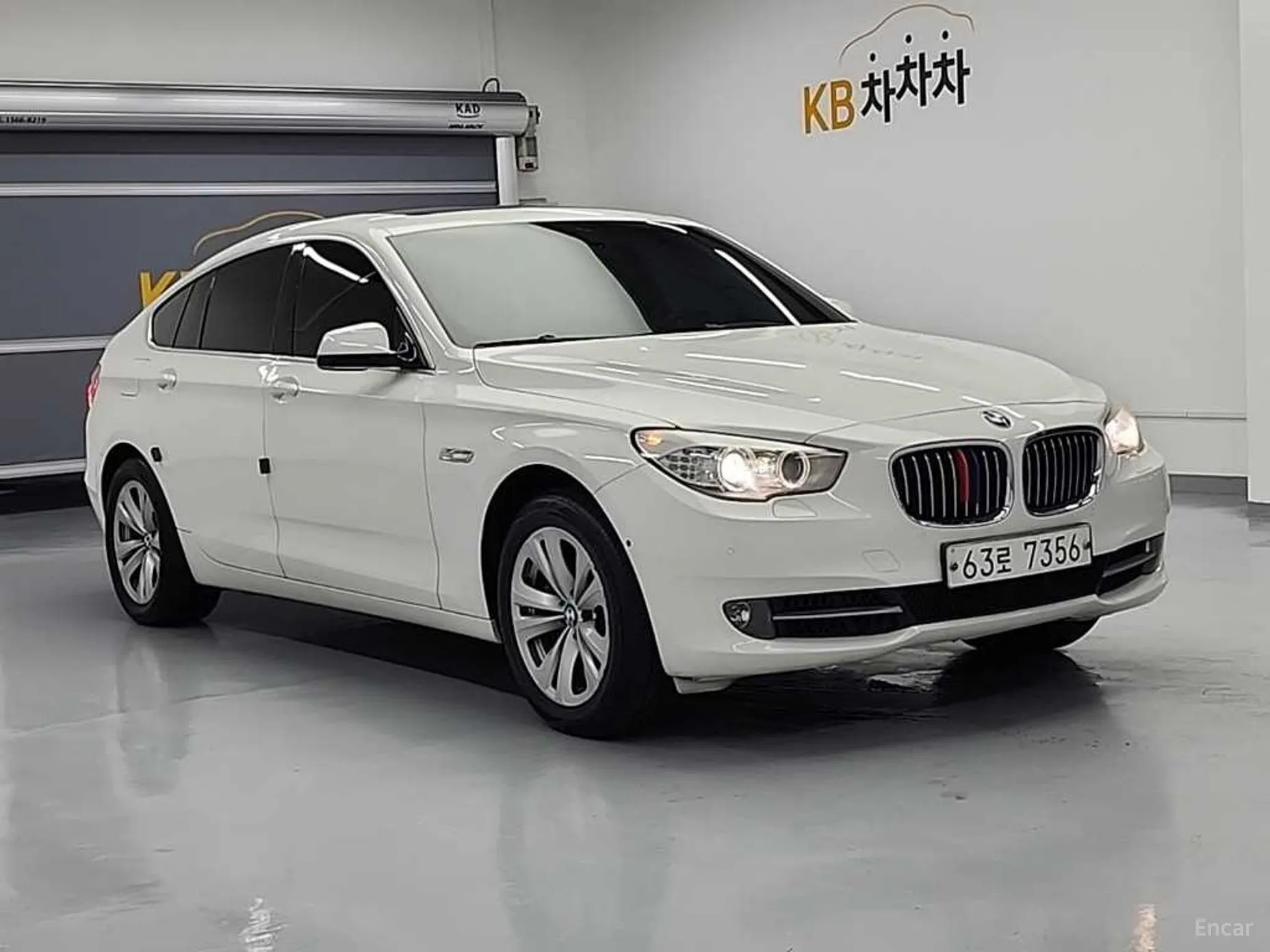 BMW 5 Series GT (F07) превью 3