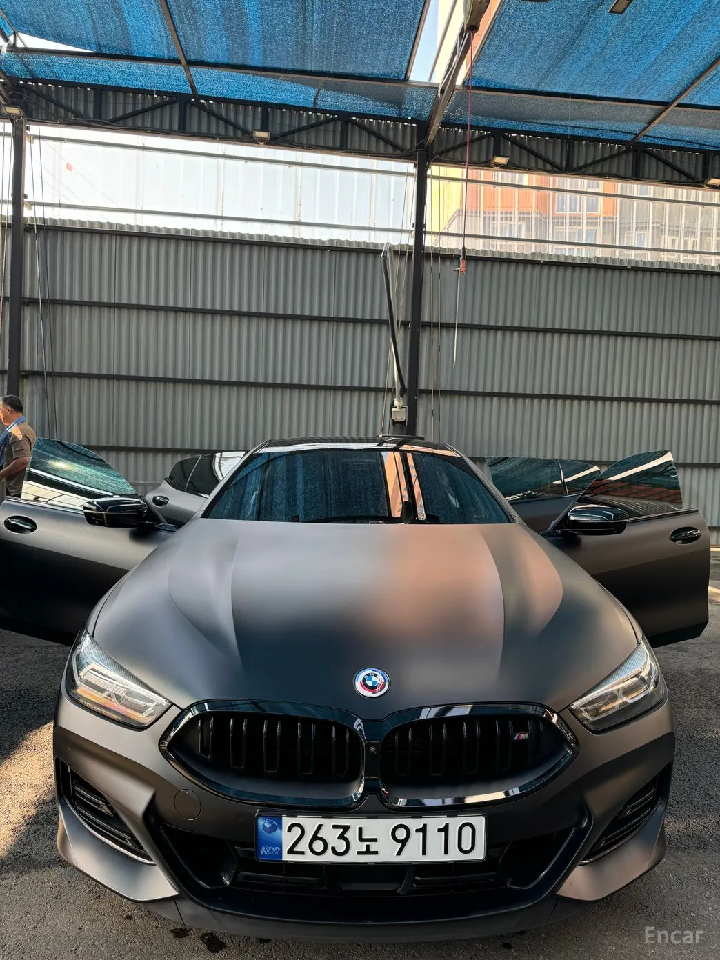 BMW 8-series (G15)