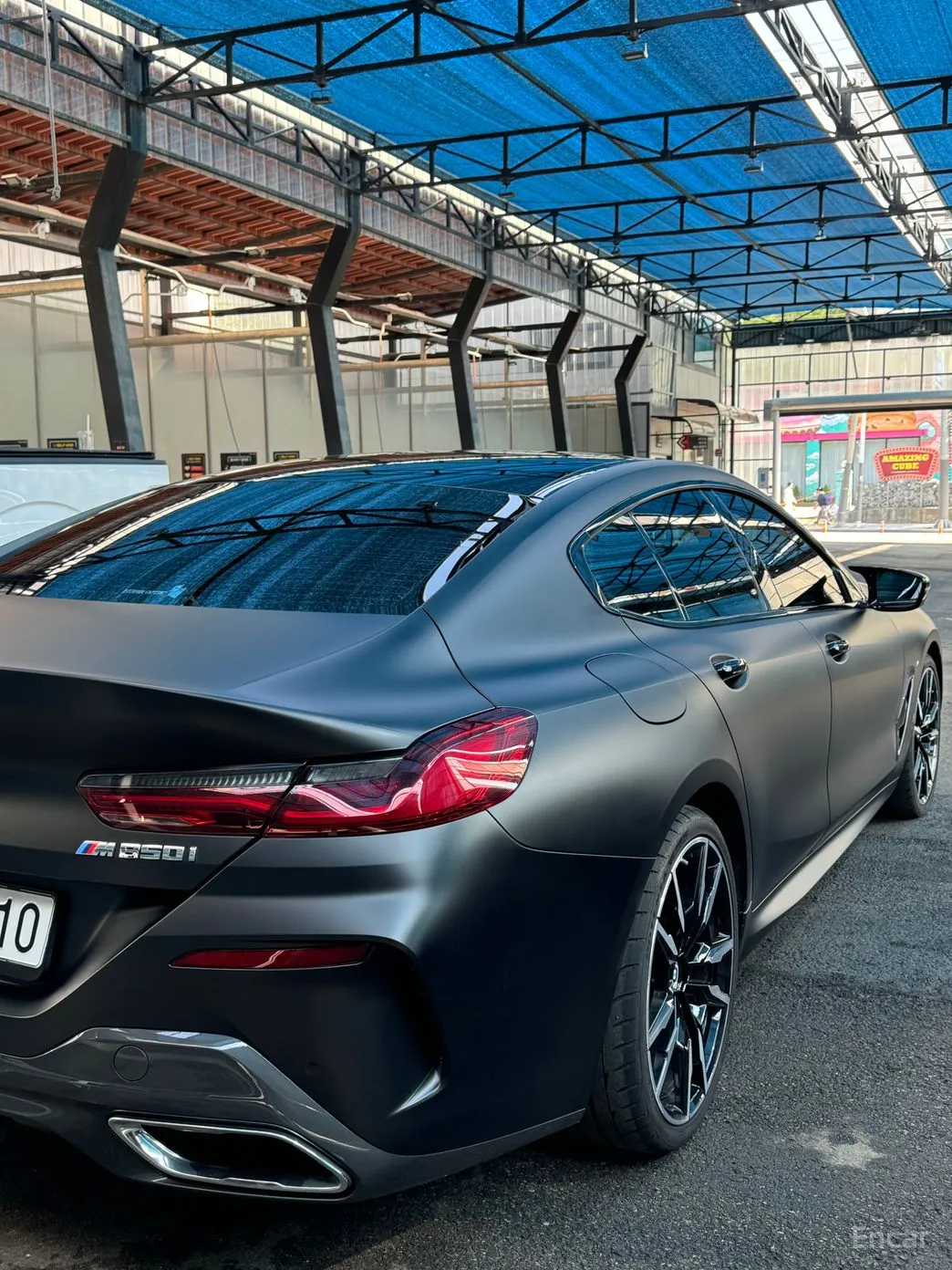 BMW 8-series (G15) превью 3