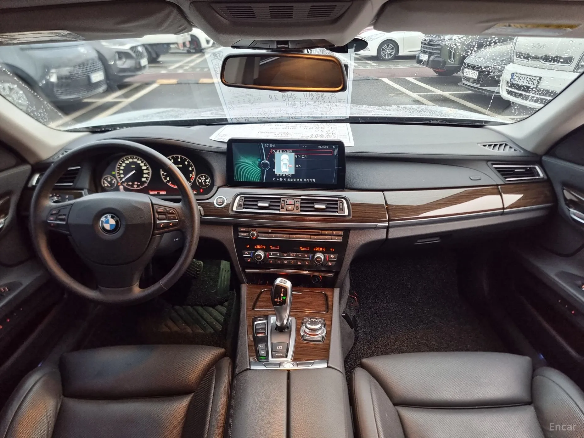 BMW 7 Series (F01) превью 4
