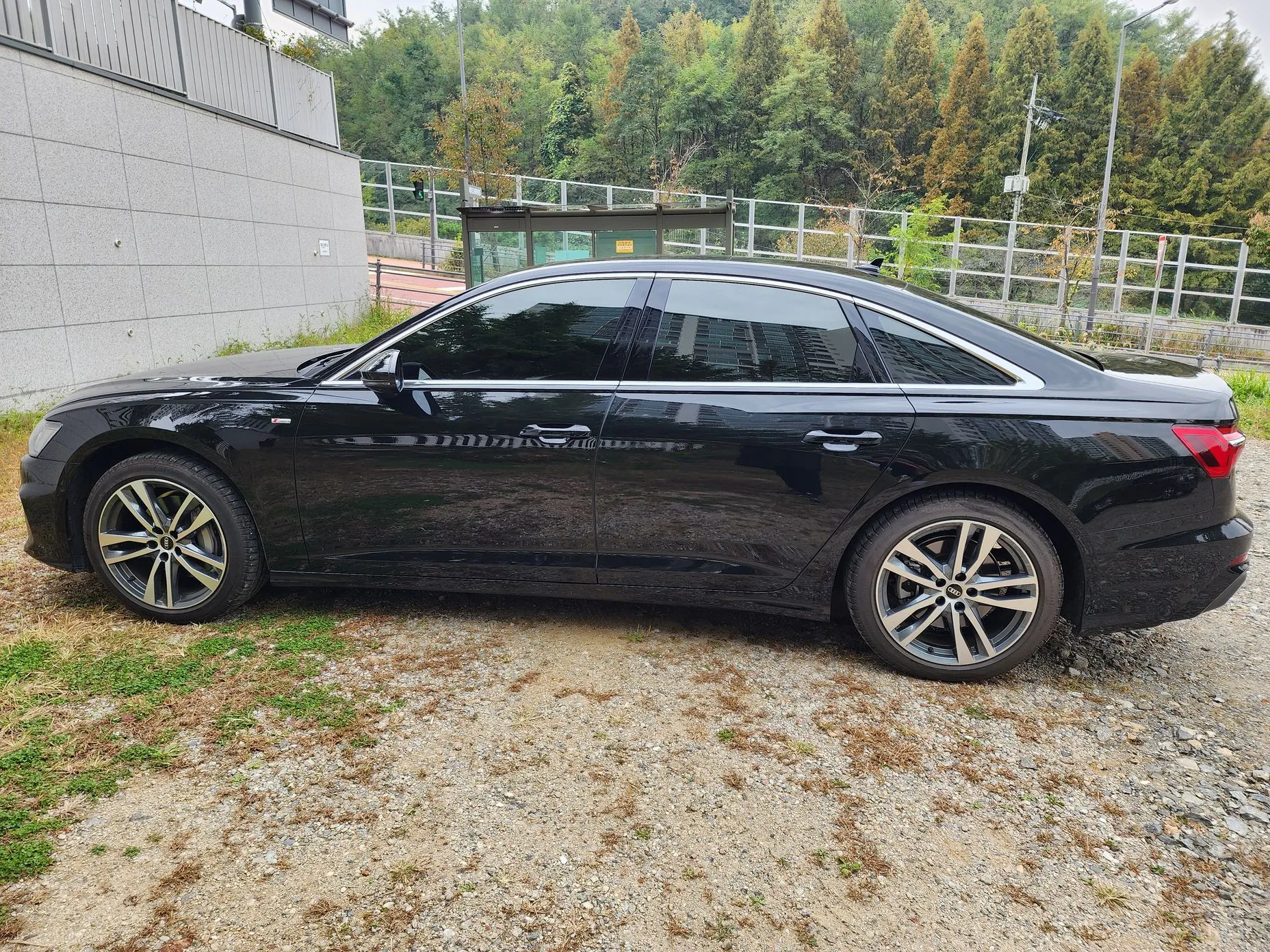 Audi A6 (C8) превью 2