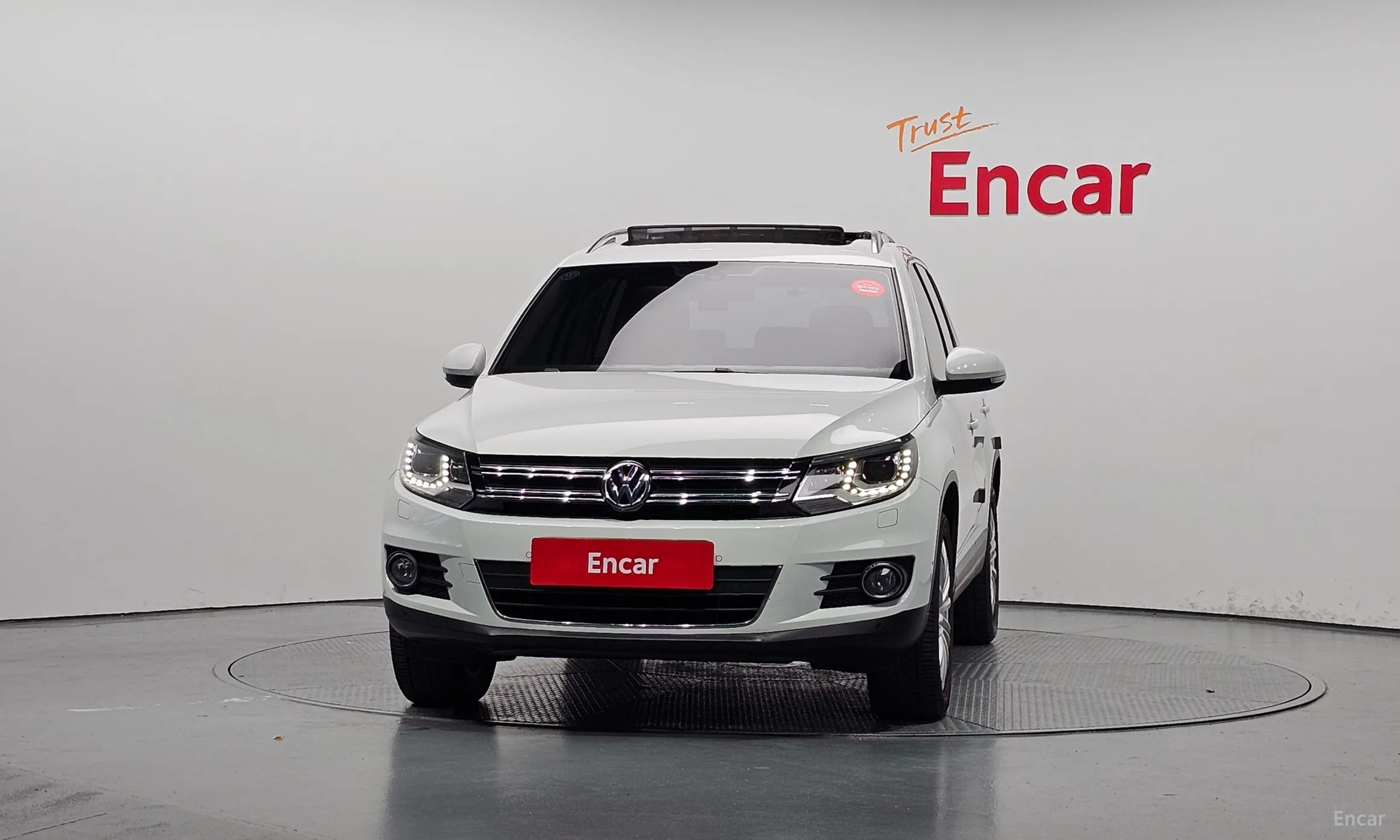 Volkswagen New Tiguan превью 2