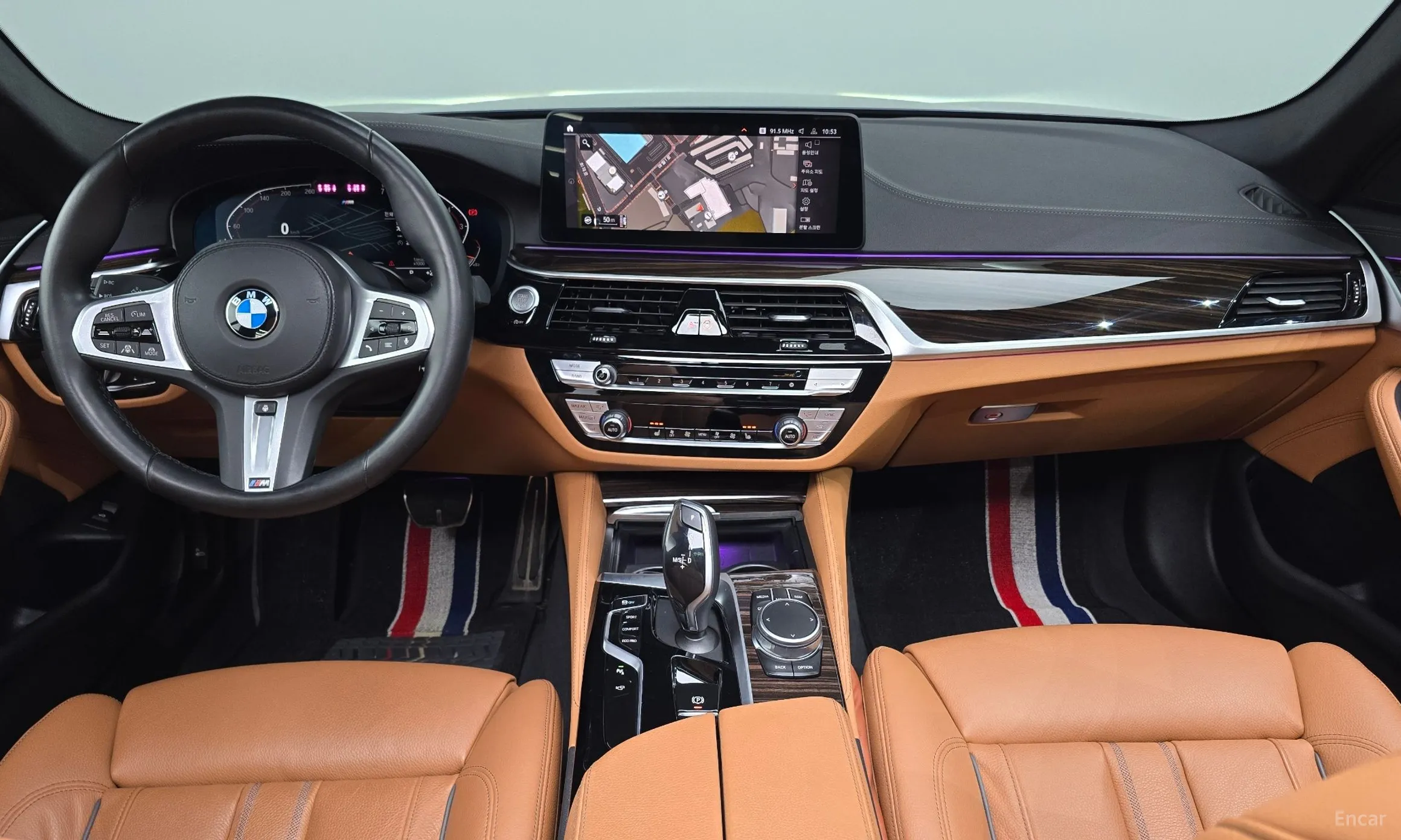 BMW 5 Series (G30) превью 4