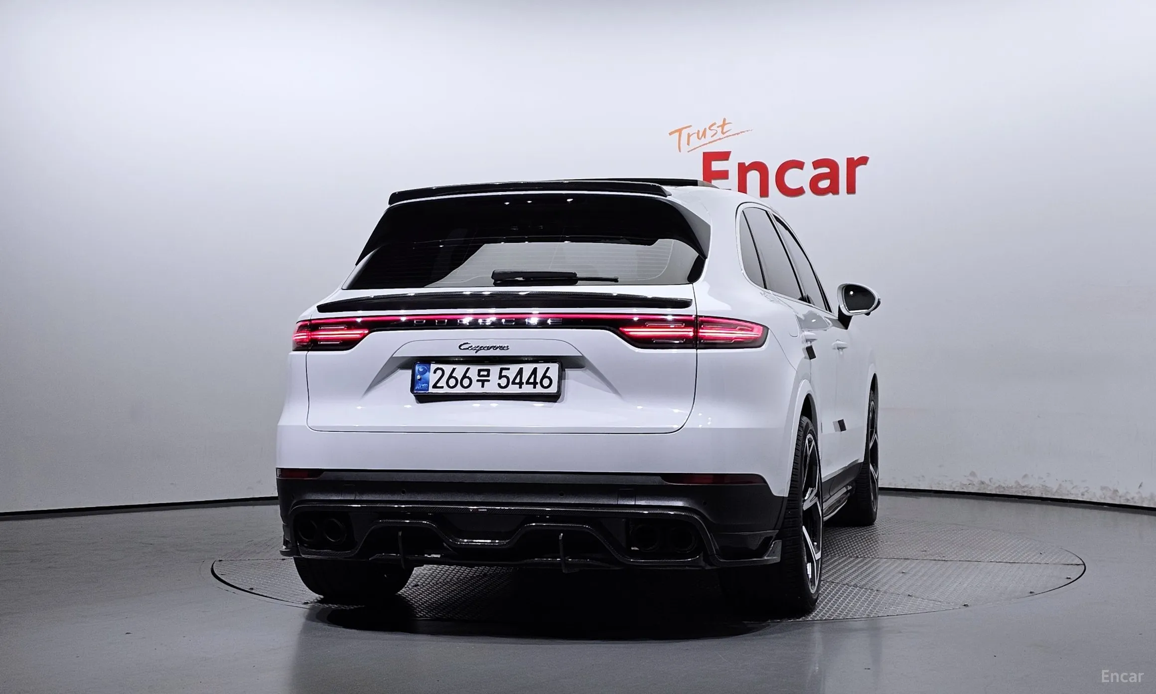 Porsche Cayenne (PO536) превью 3